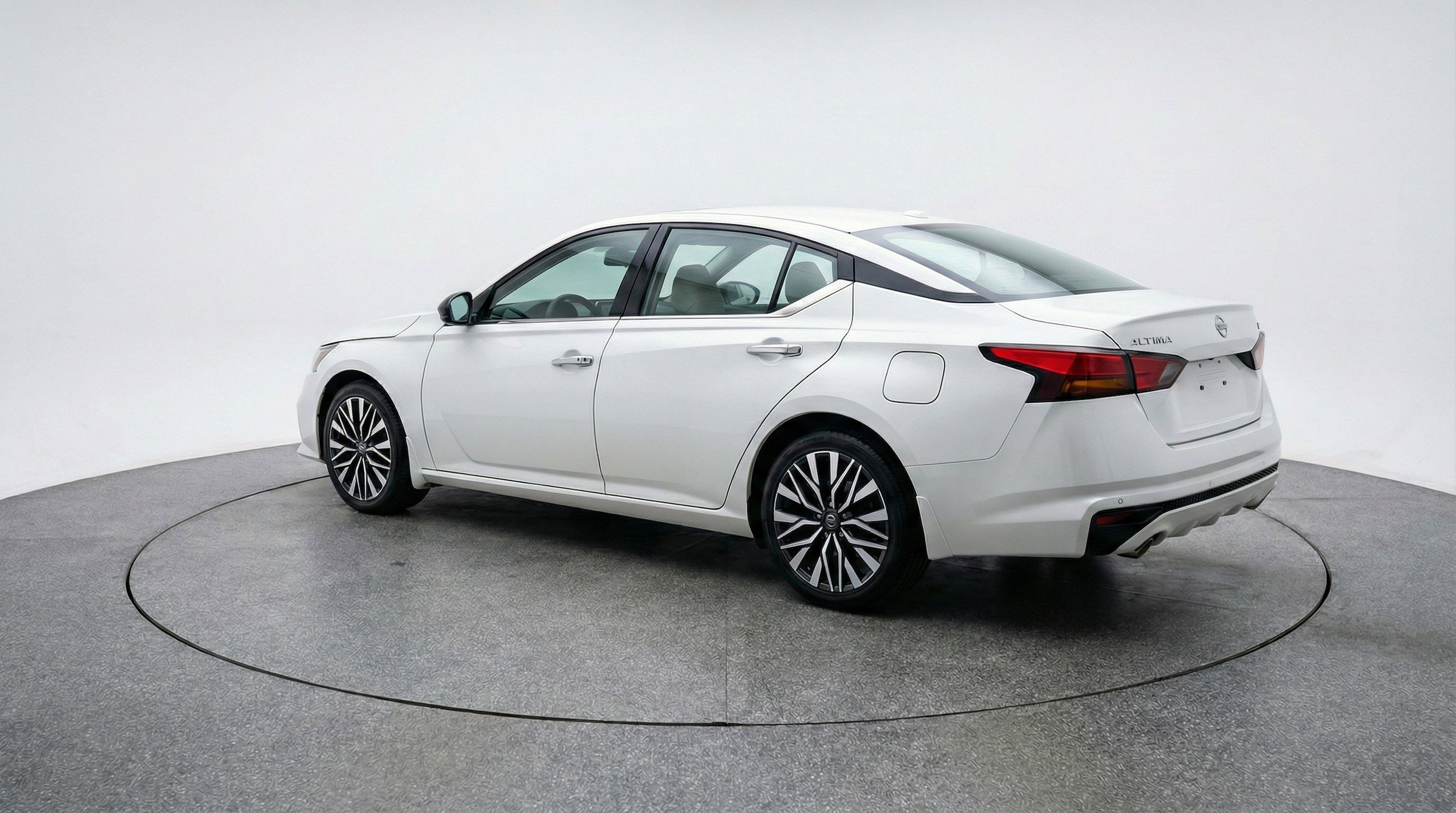 Thumbnail: 2025 Nissan Altima - 6