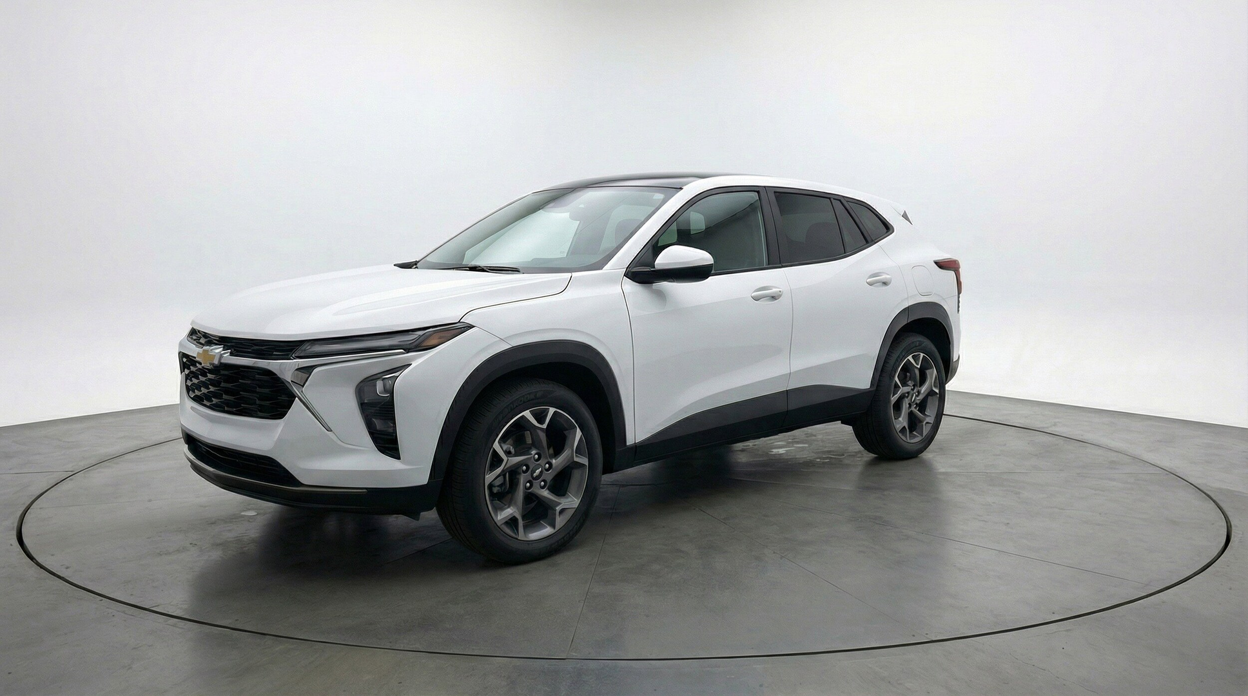 Thumbnail: 2025 Chevrolet Trax - 3