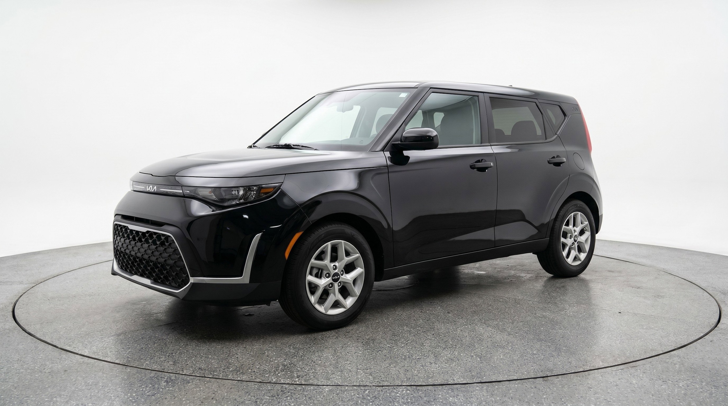 Thumbnail: 2025 Kia Soul - 3