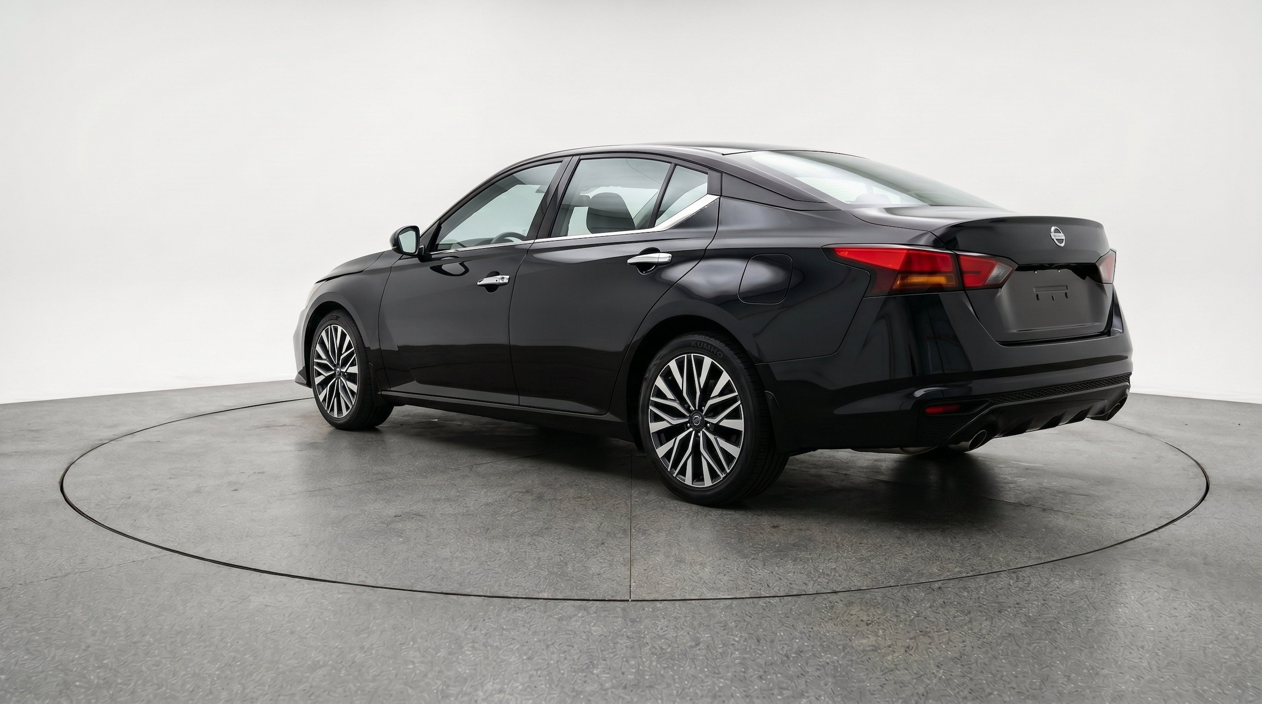 Thumbnail: 2025 Nissan Altima - 6