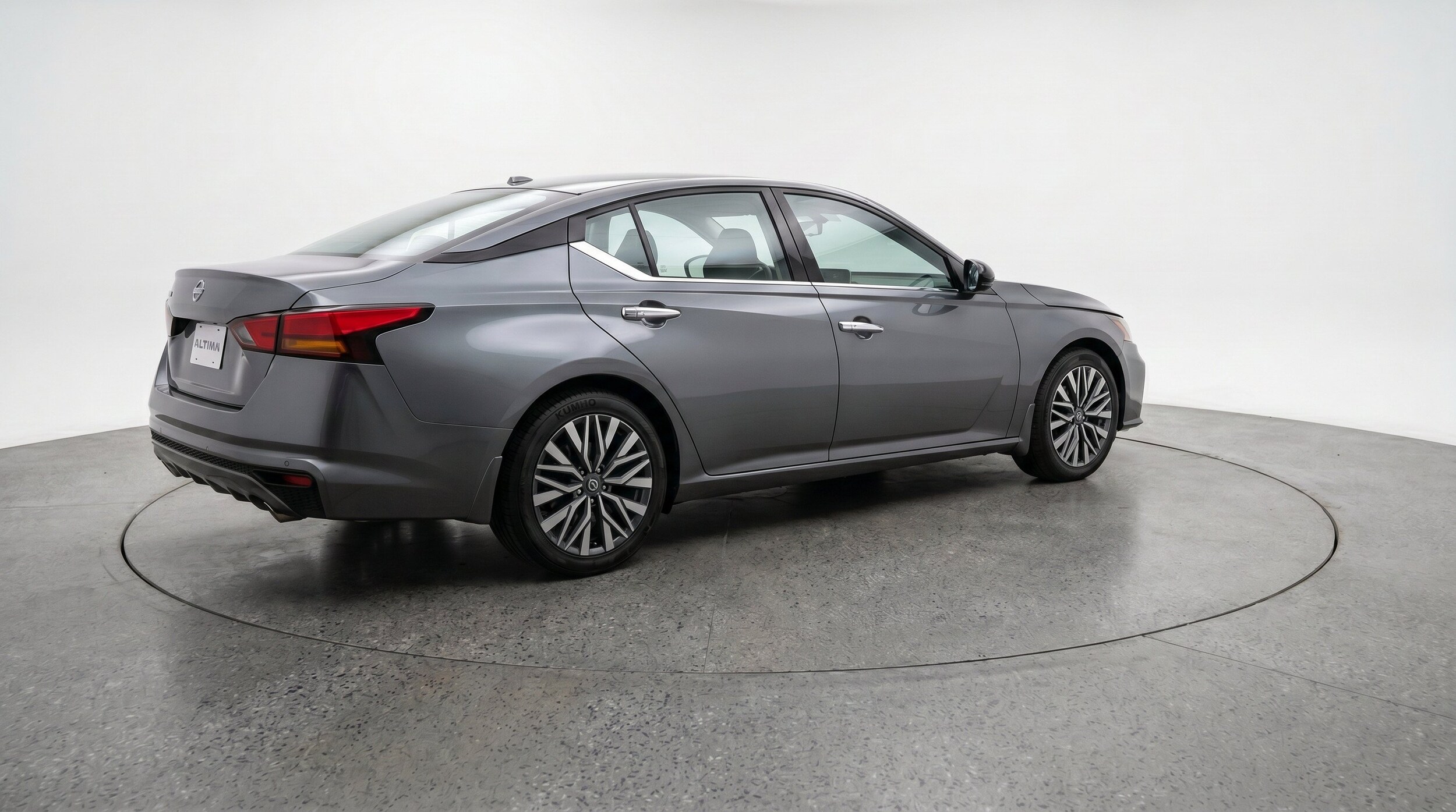 Thumbnail: 2025 Nissan Altima - 9