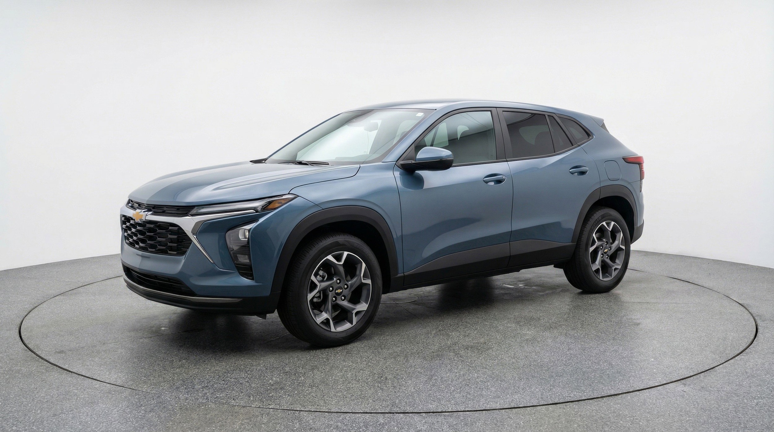 Thumbnail: 2025 Chevrolet Trax - 3