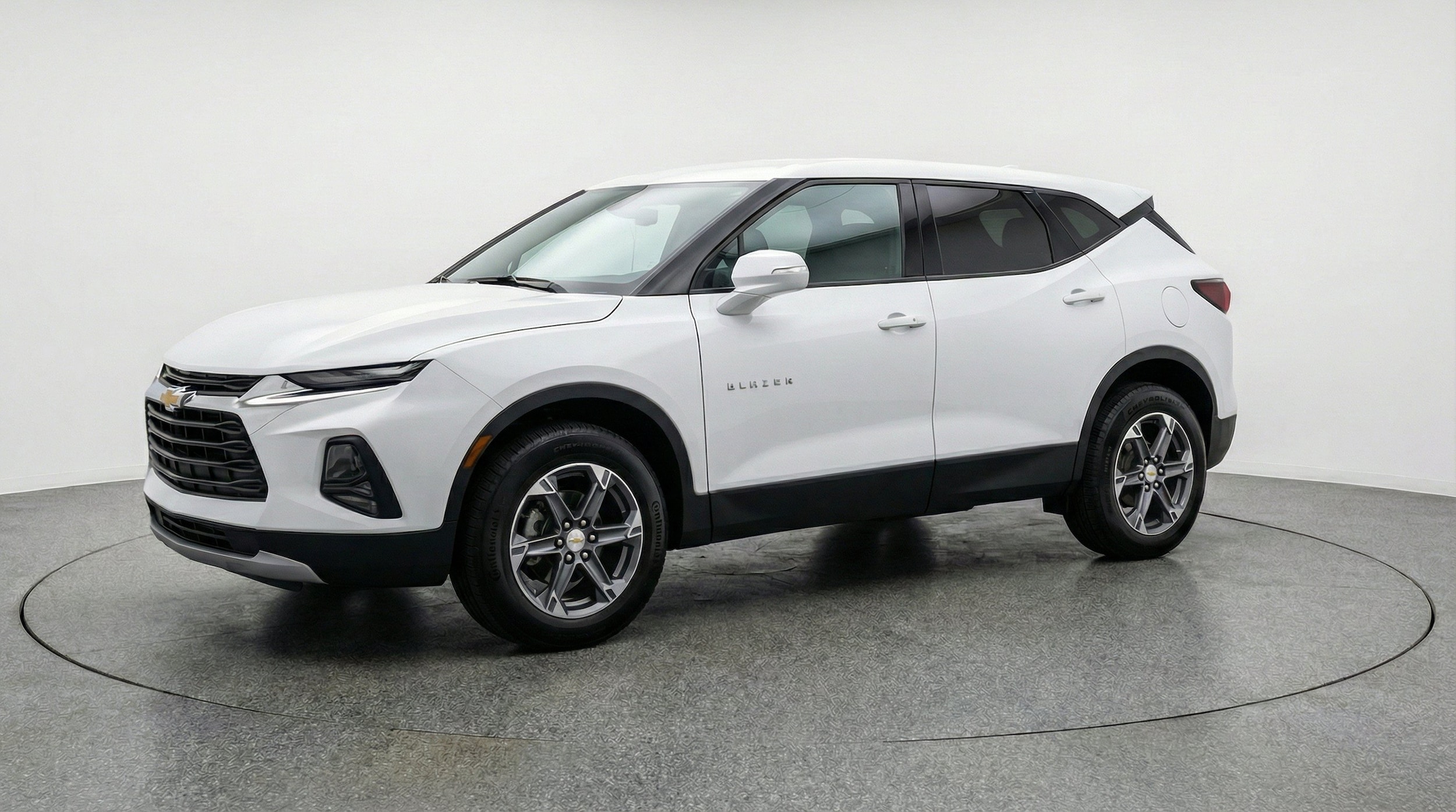 Thumbnail: 2025 Chevrolet Blazer - 3