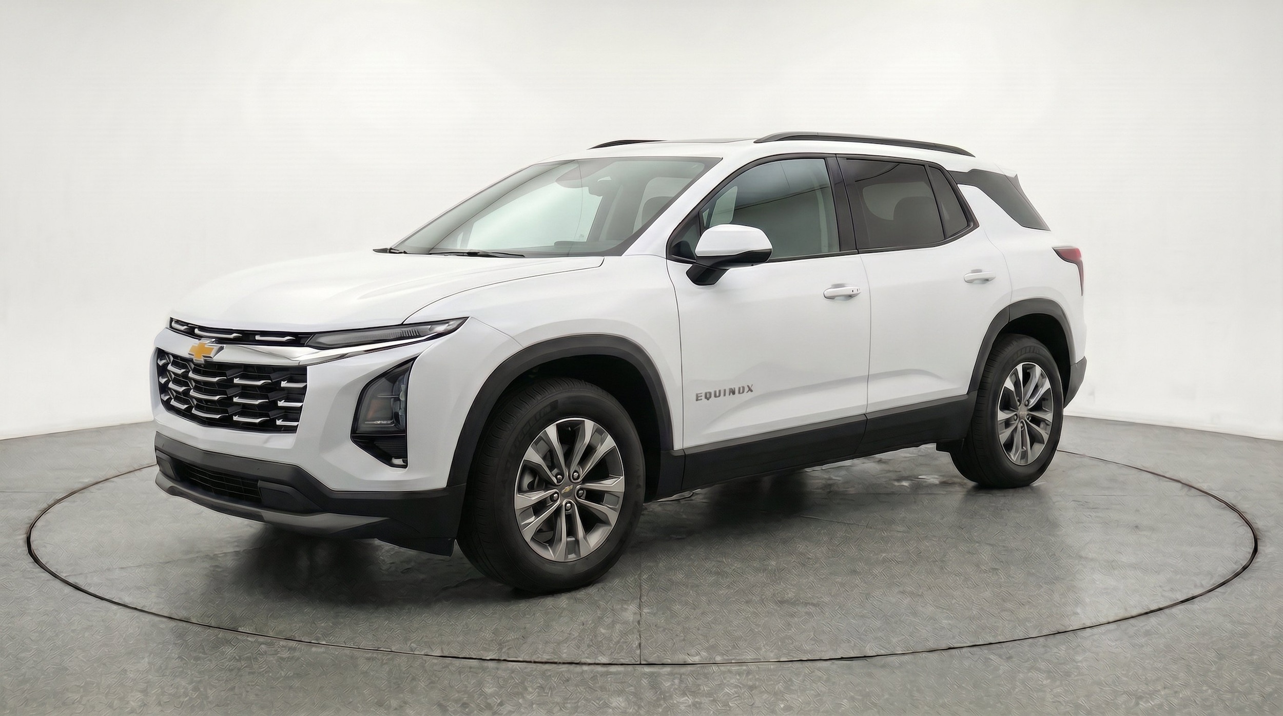 Thumbnail: 2025 Chevrolet Equinox - 3