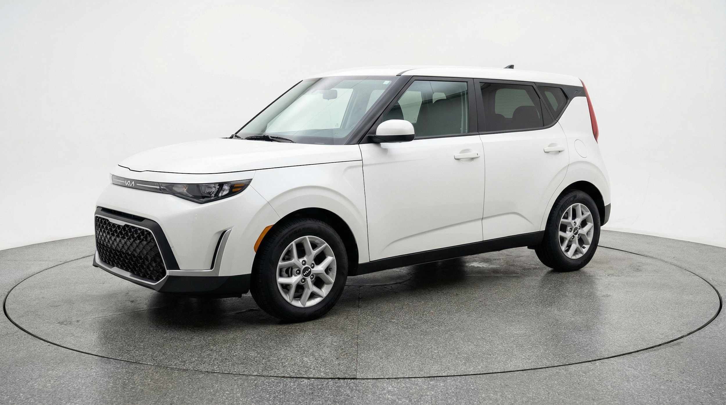 Thumbnail: 2025 Kia Soul - 3