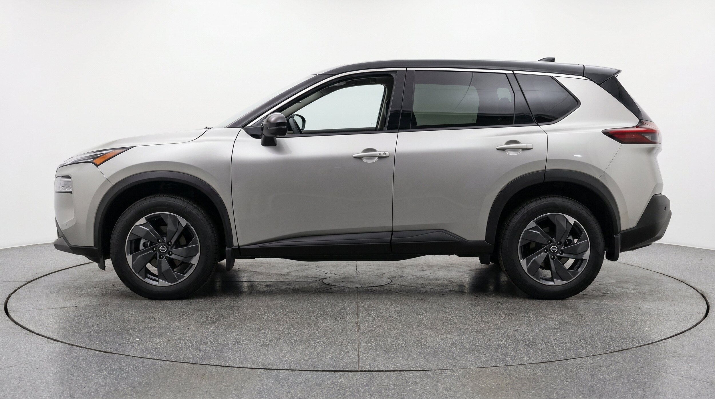 Thumbnail: 2025 Nissan Rogue - 5