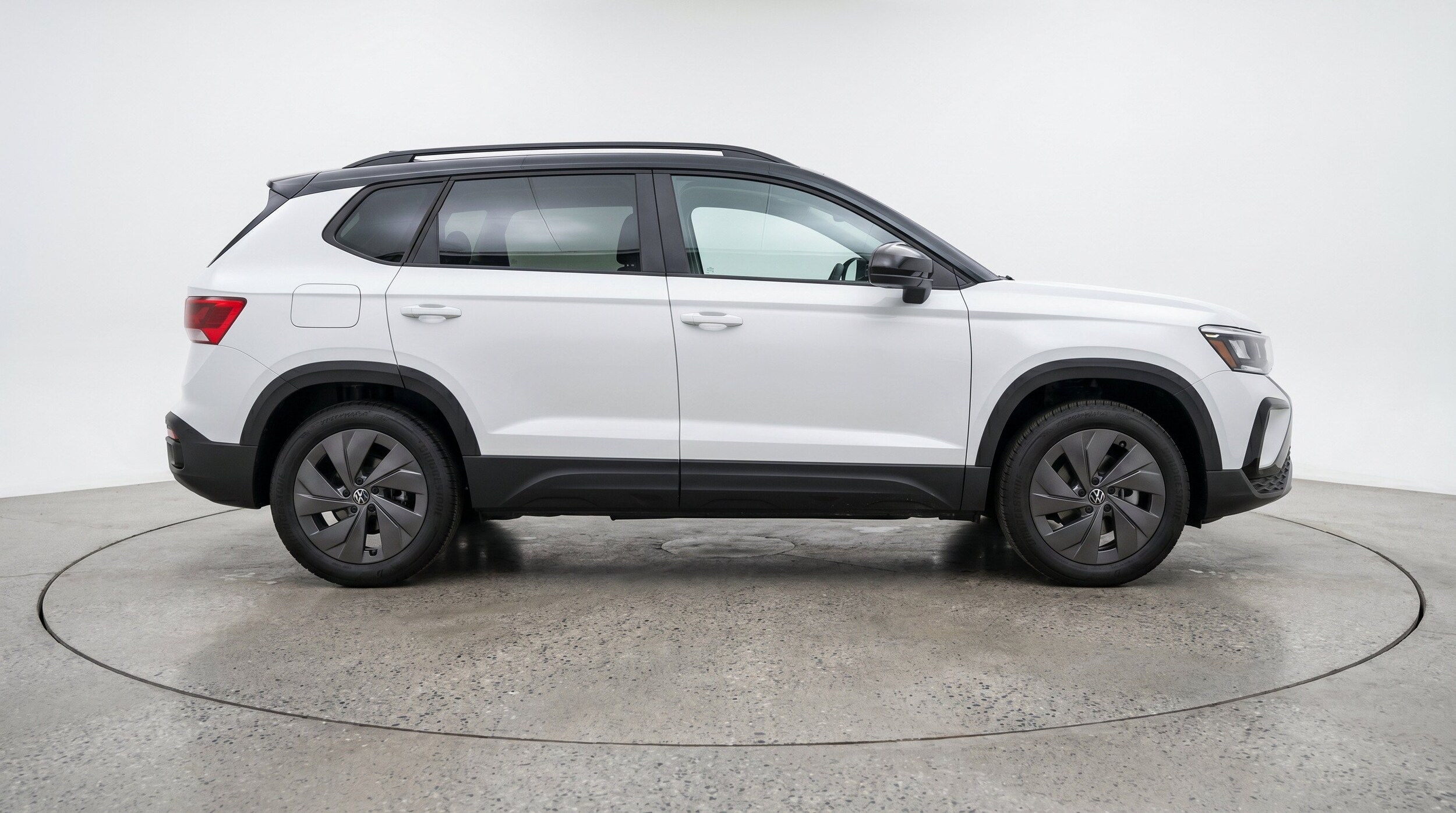 Thumbnail: 2026 Volkswagen Taos - 11