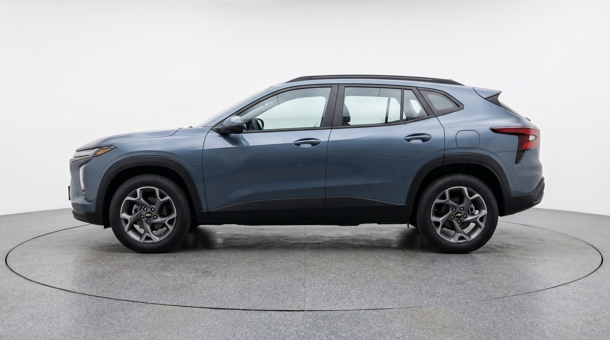 Thumbnail: 2025 Chevrolet Trax - 5