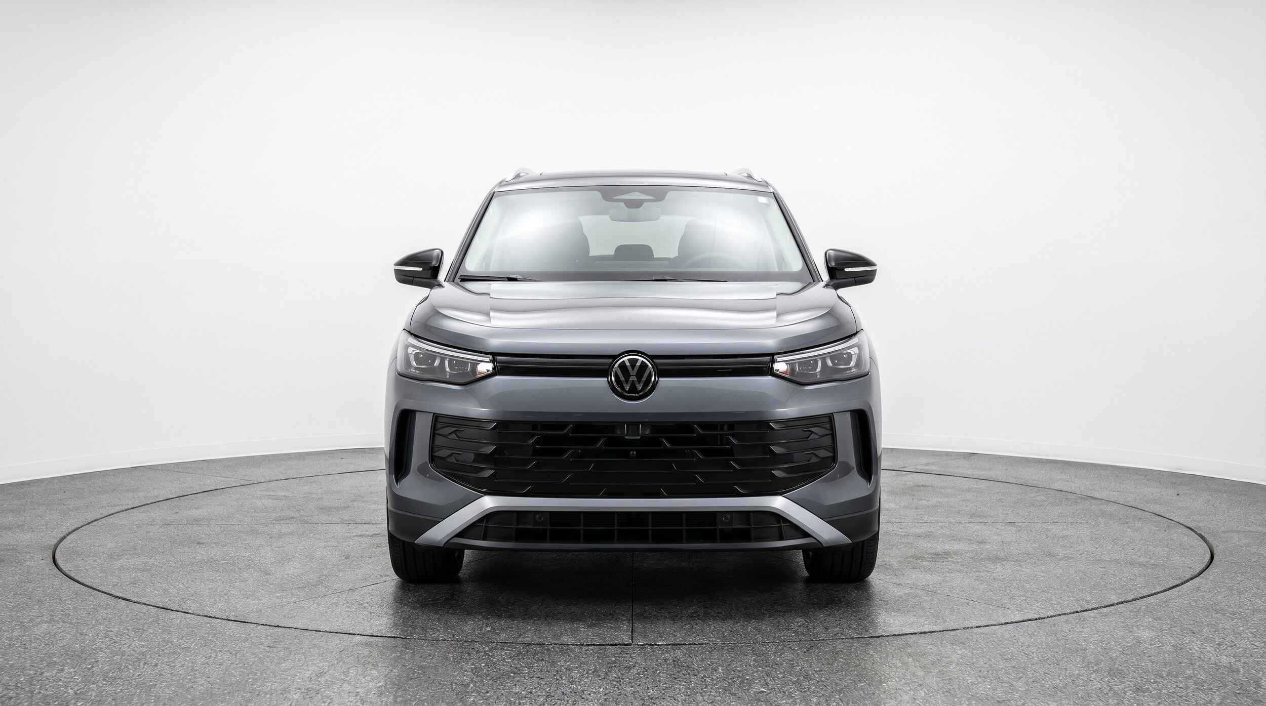 Thumbnail: 2026 Volkswagen Tiguan - 2