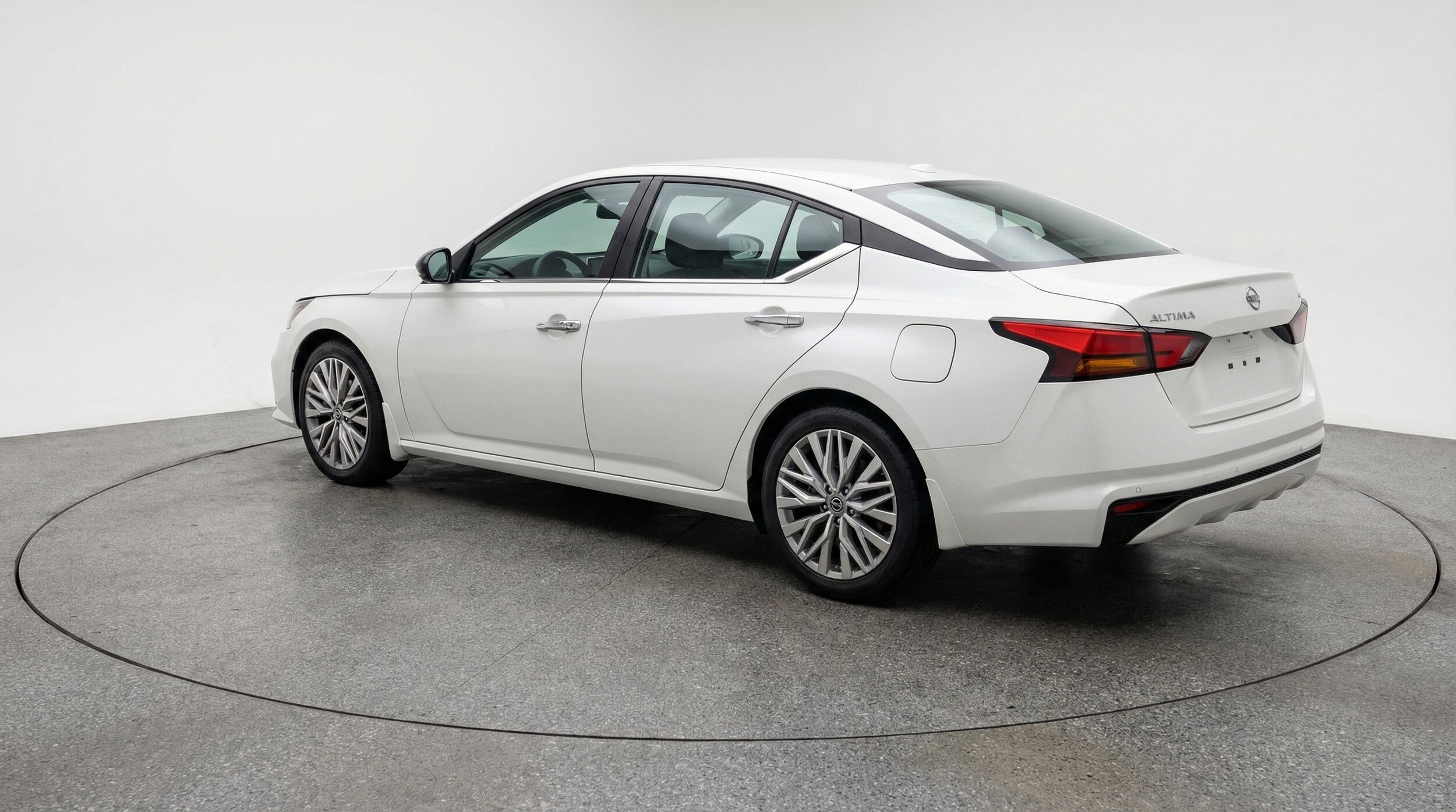 Thumbnail: 2025 Nissan Altima - 6