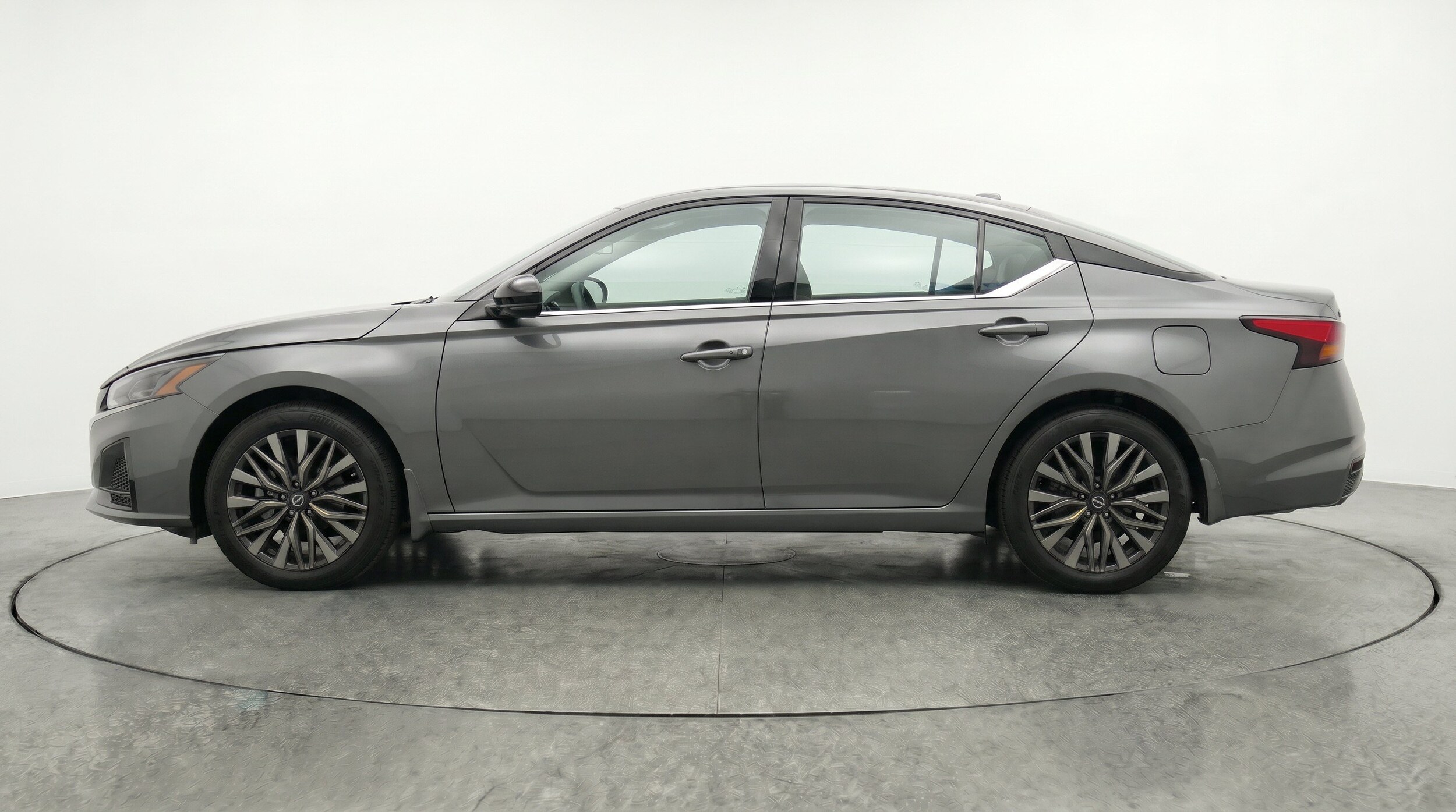 Thumbnail: 2026 Nissan Altima - 5
