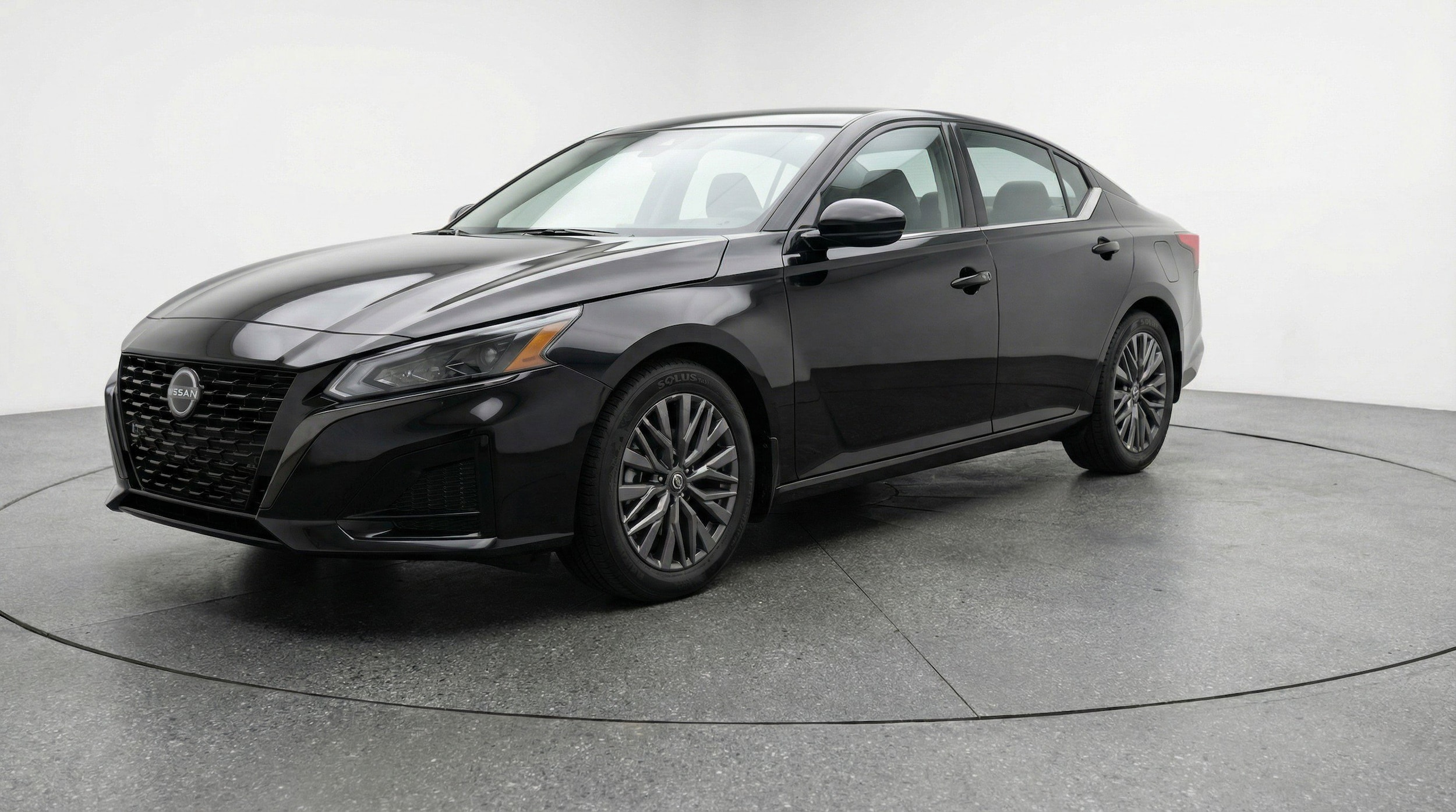 Thumbnail: 2025 Nissan Altima - 3