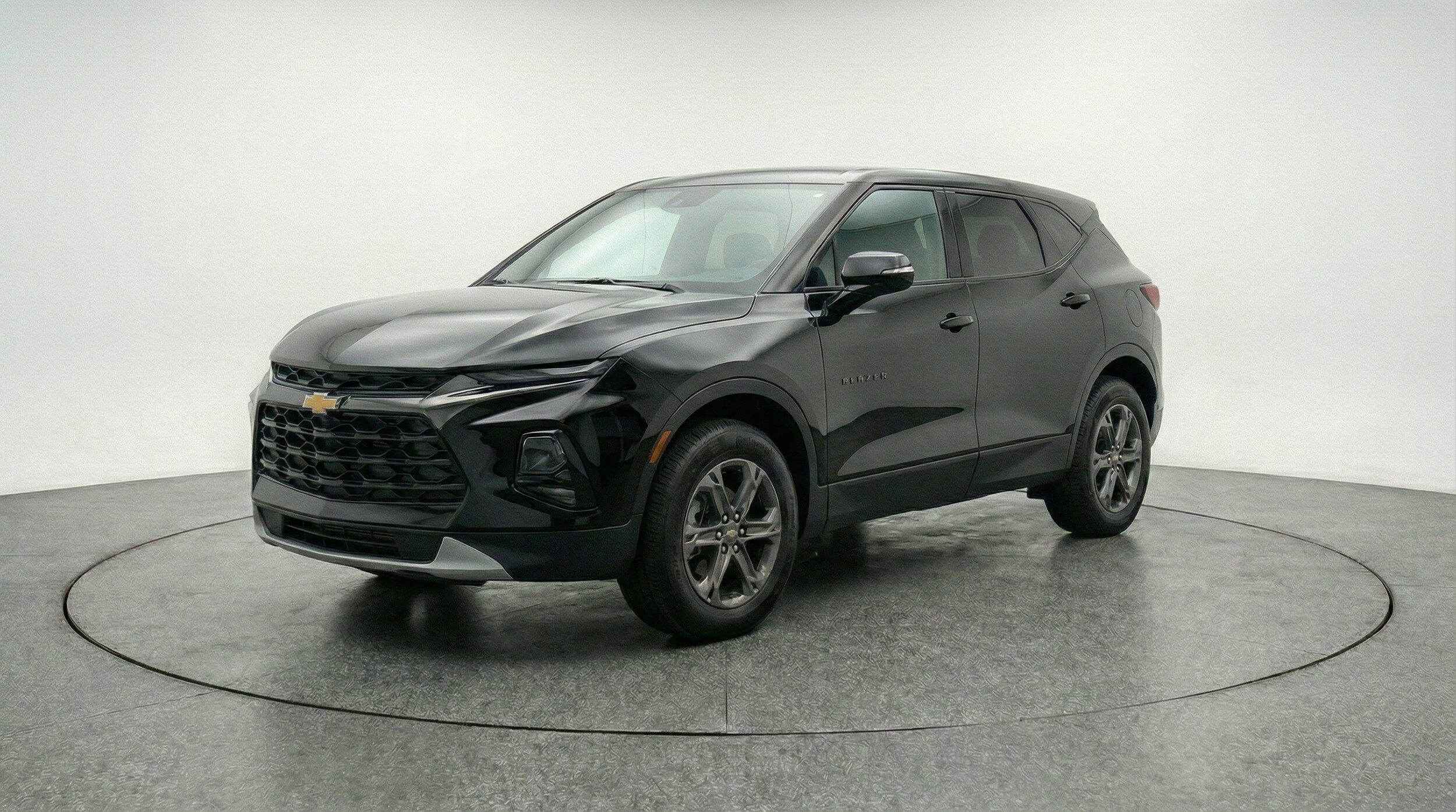 Thumbnail: 2026 Chevrolet Blazer - 3