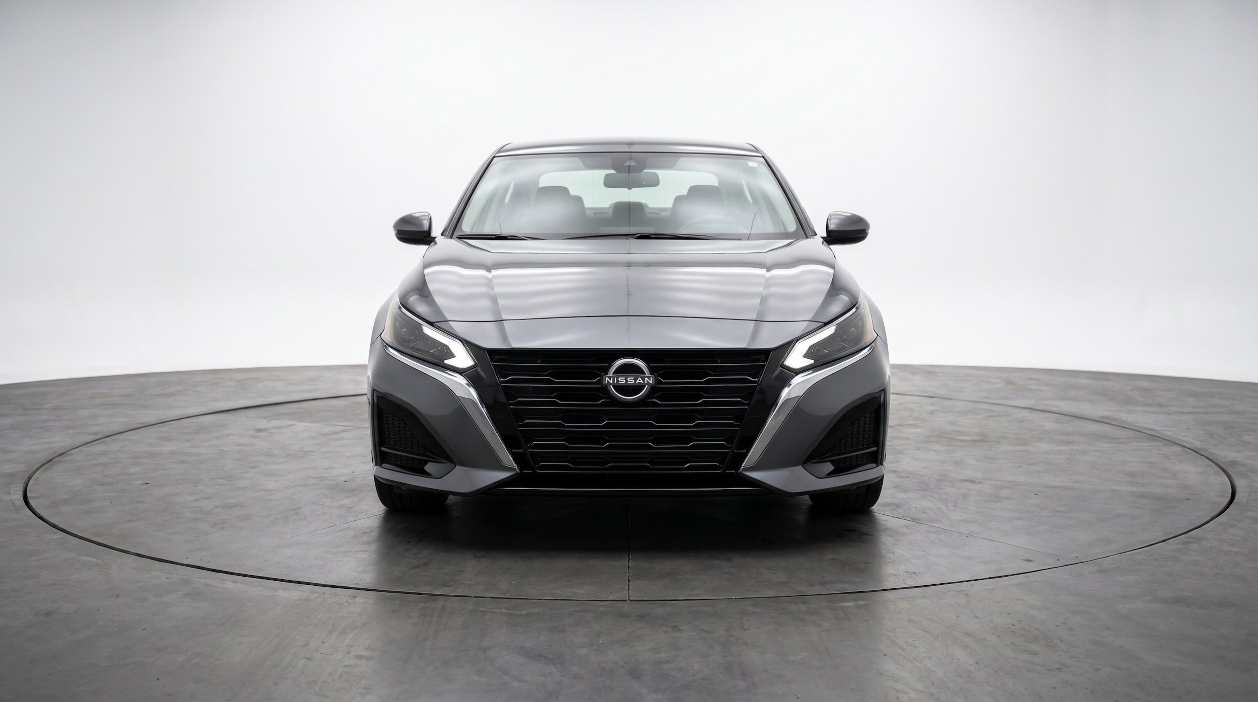 Thumbnail: 2025 Nissan Altima - 2