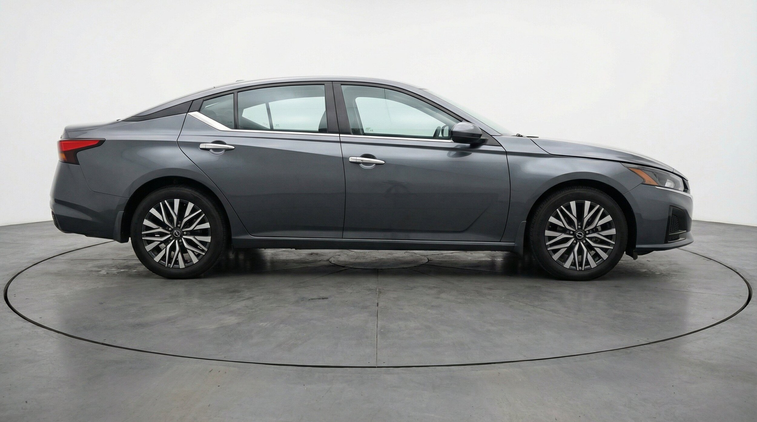 Thumbnail: 2025 Nissan Altima - 11