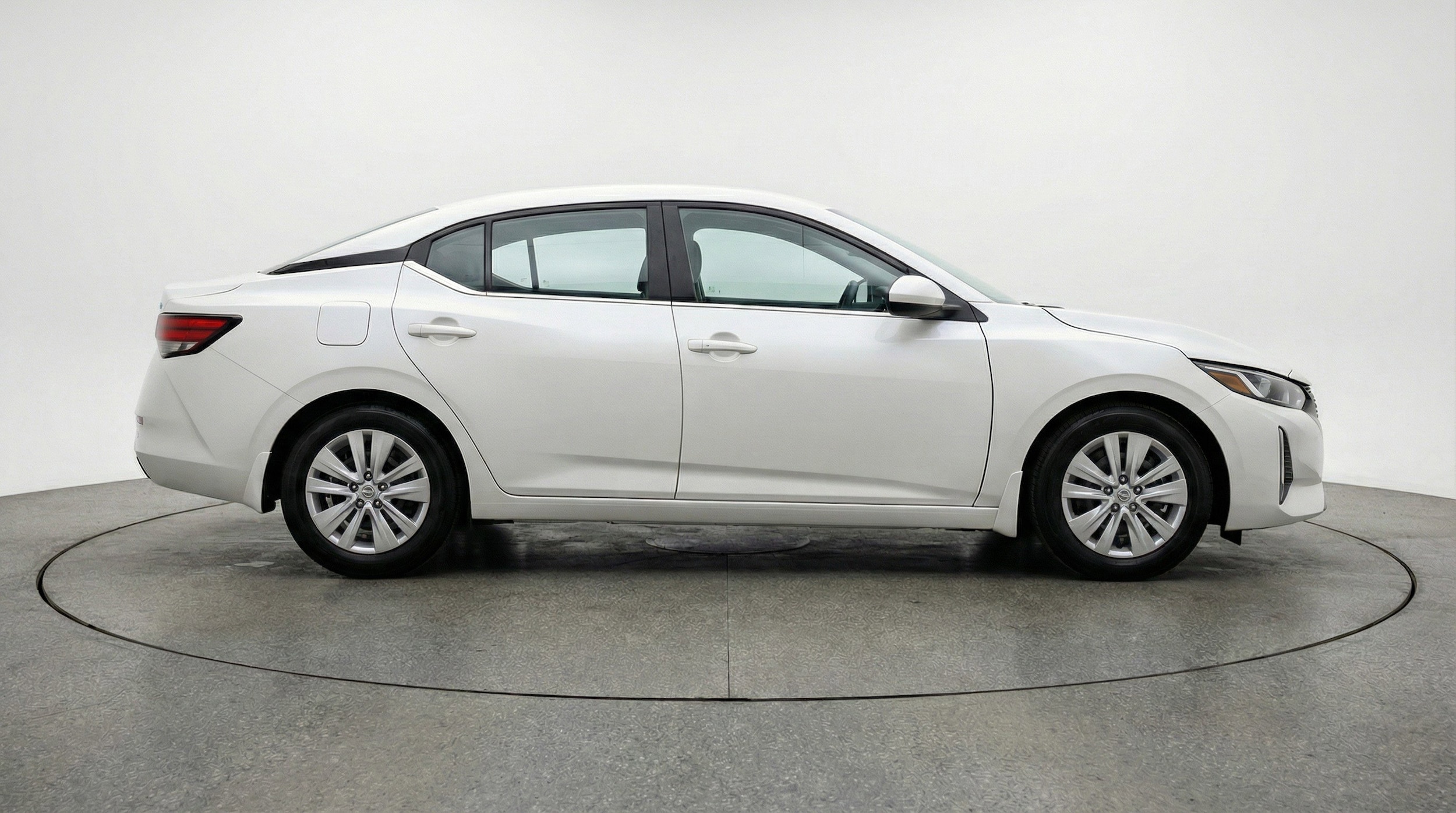 Thumbnail: 2025 Nissan Sentra - 11