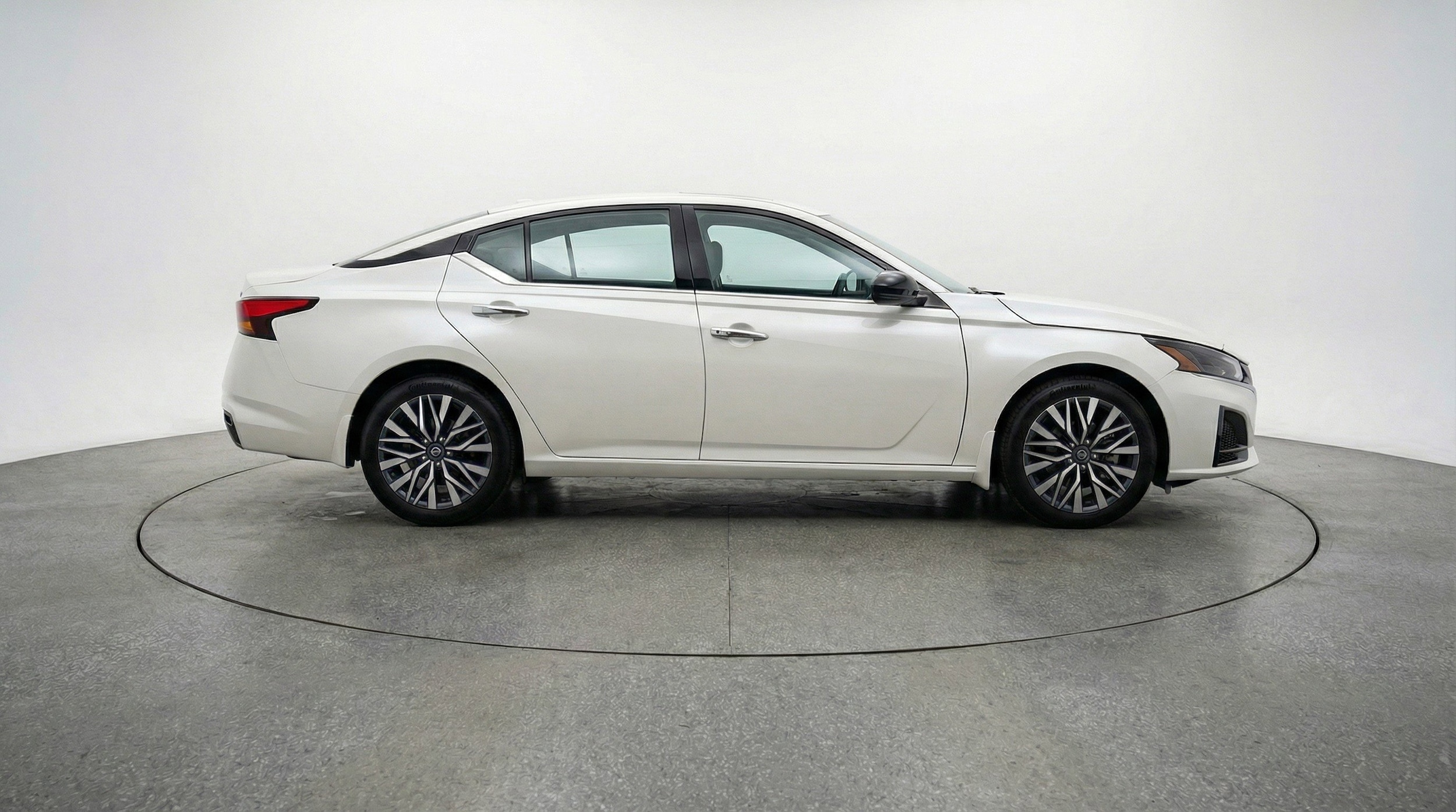 Thumbnail: 2025 Nissan Altima - 11