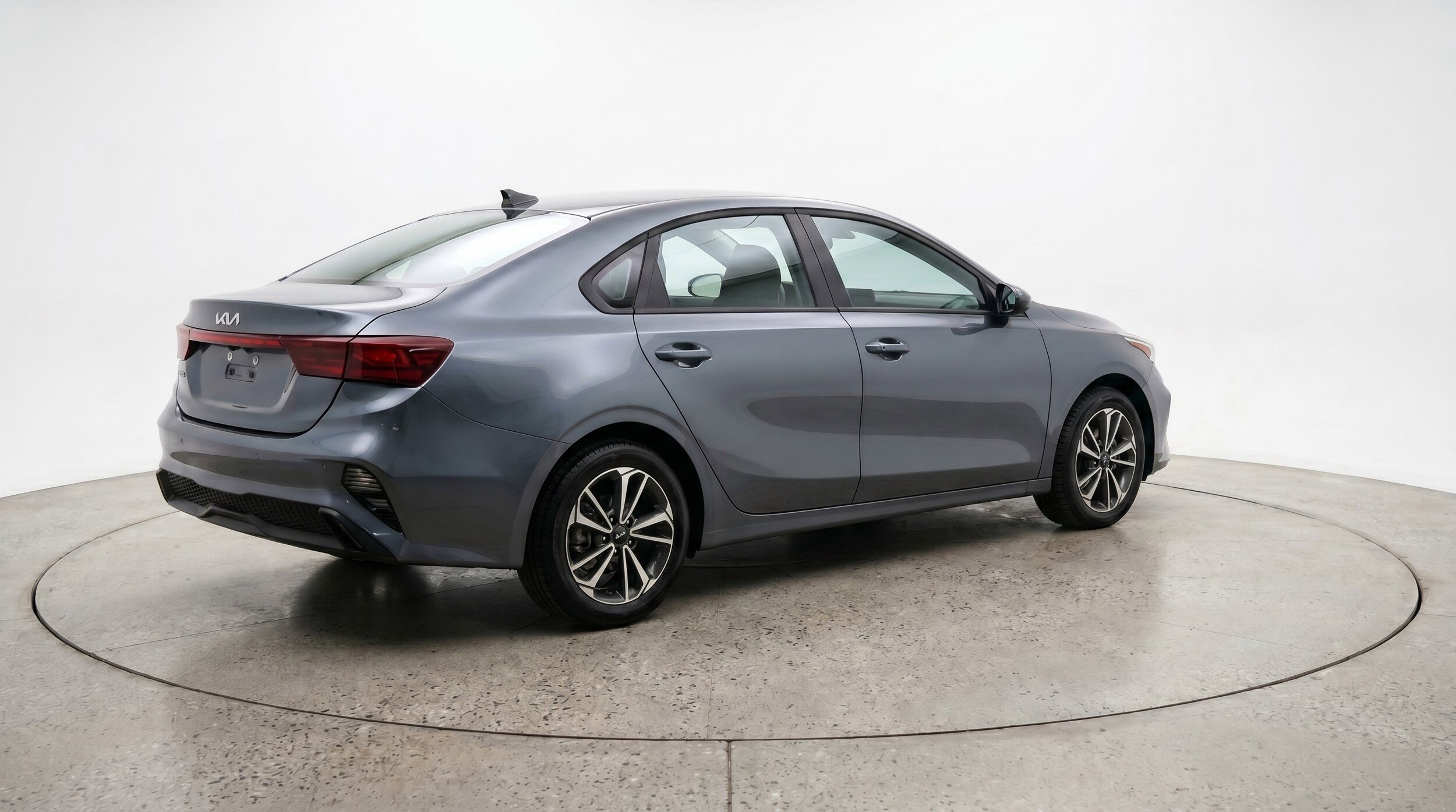 Thumbnail: 2024 Kia Forte - 9