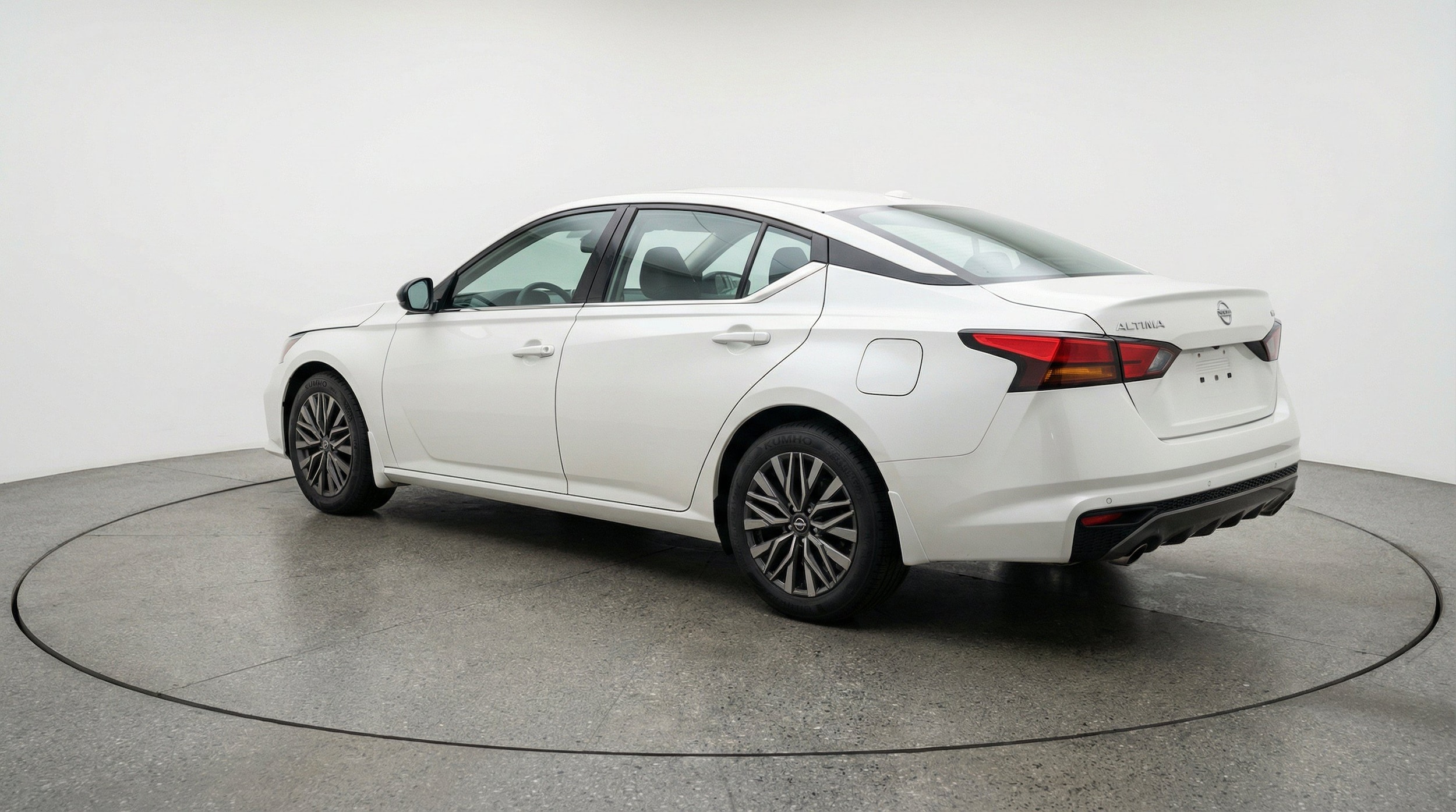 Thumbnail: 2025 Nissan Altima - 6