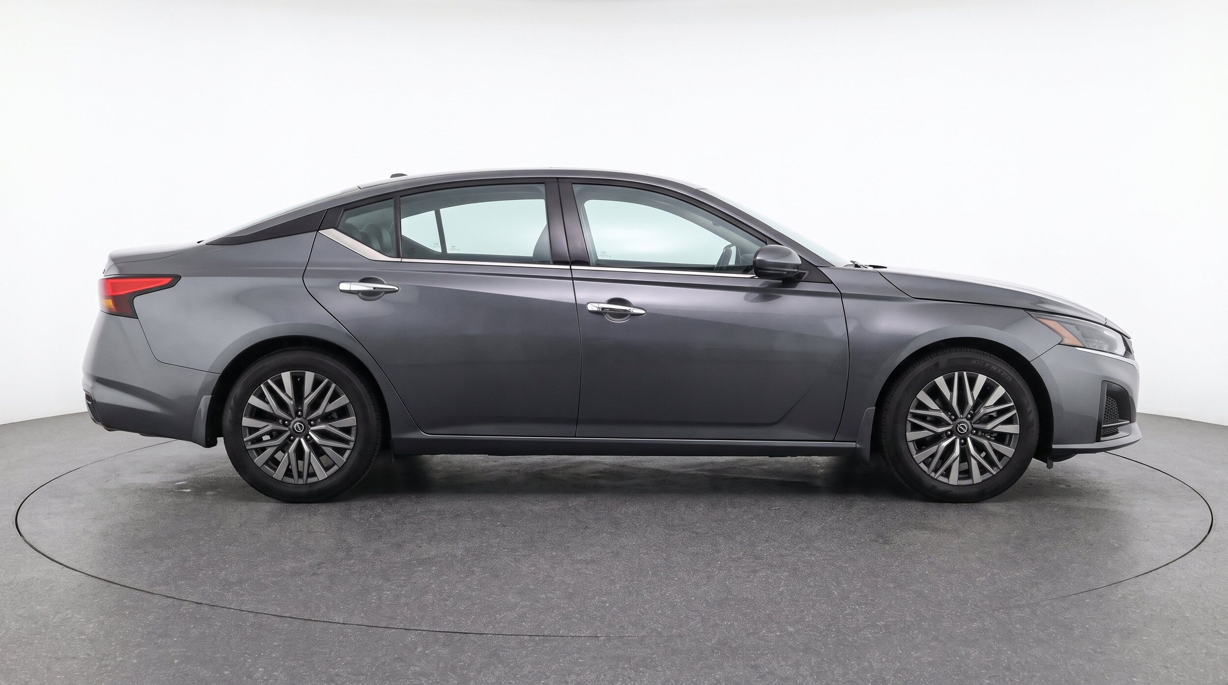Thumbnail: 2025 Nissan Altima - 10