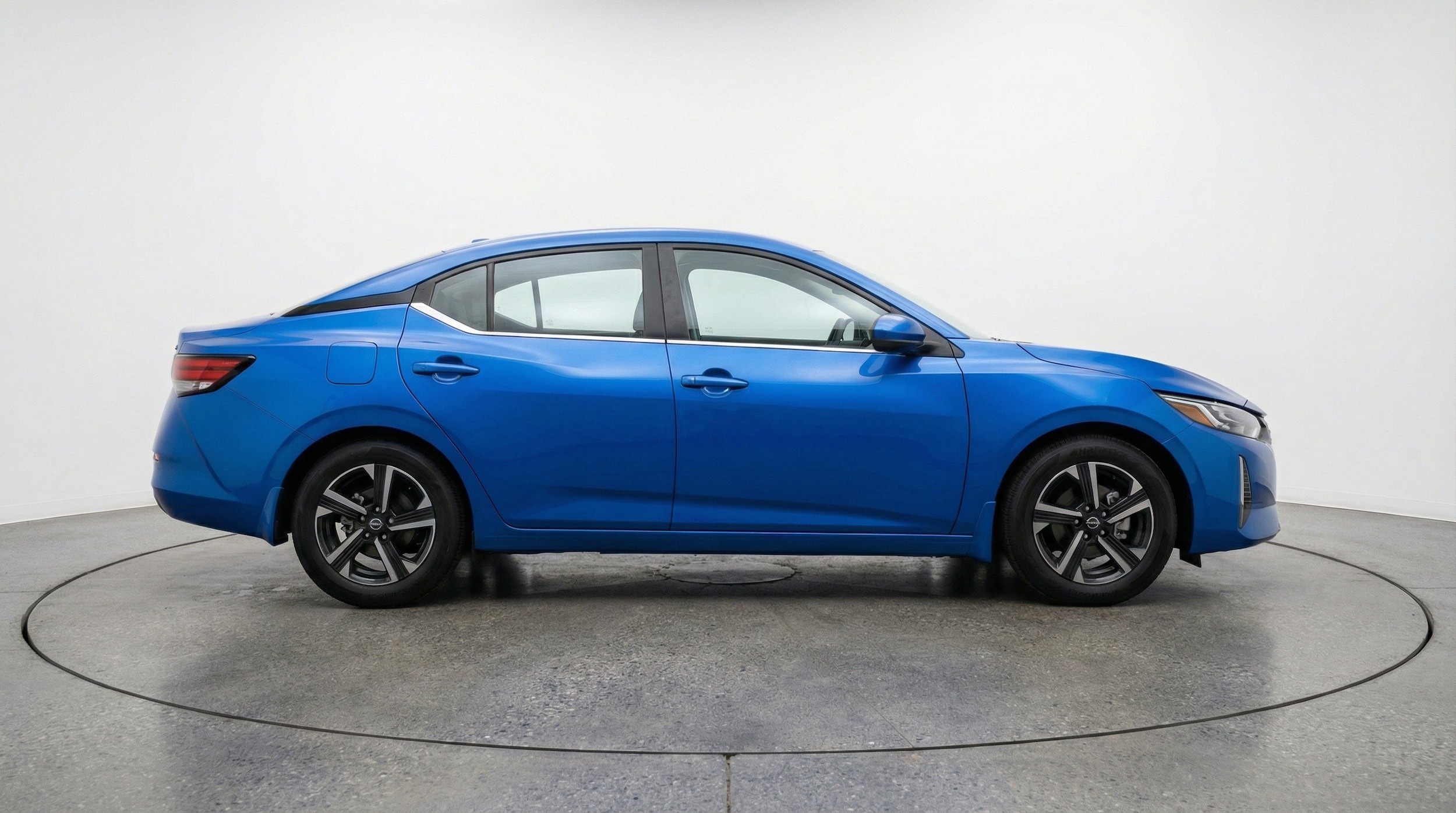 Thumbnail: 2025 Nissan Sentra - 11