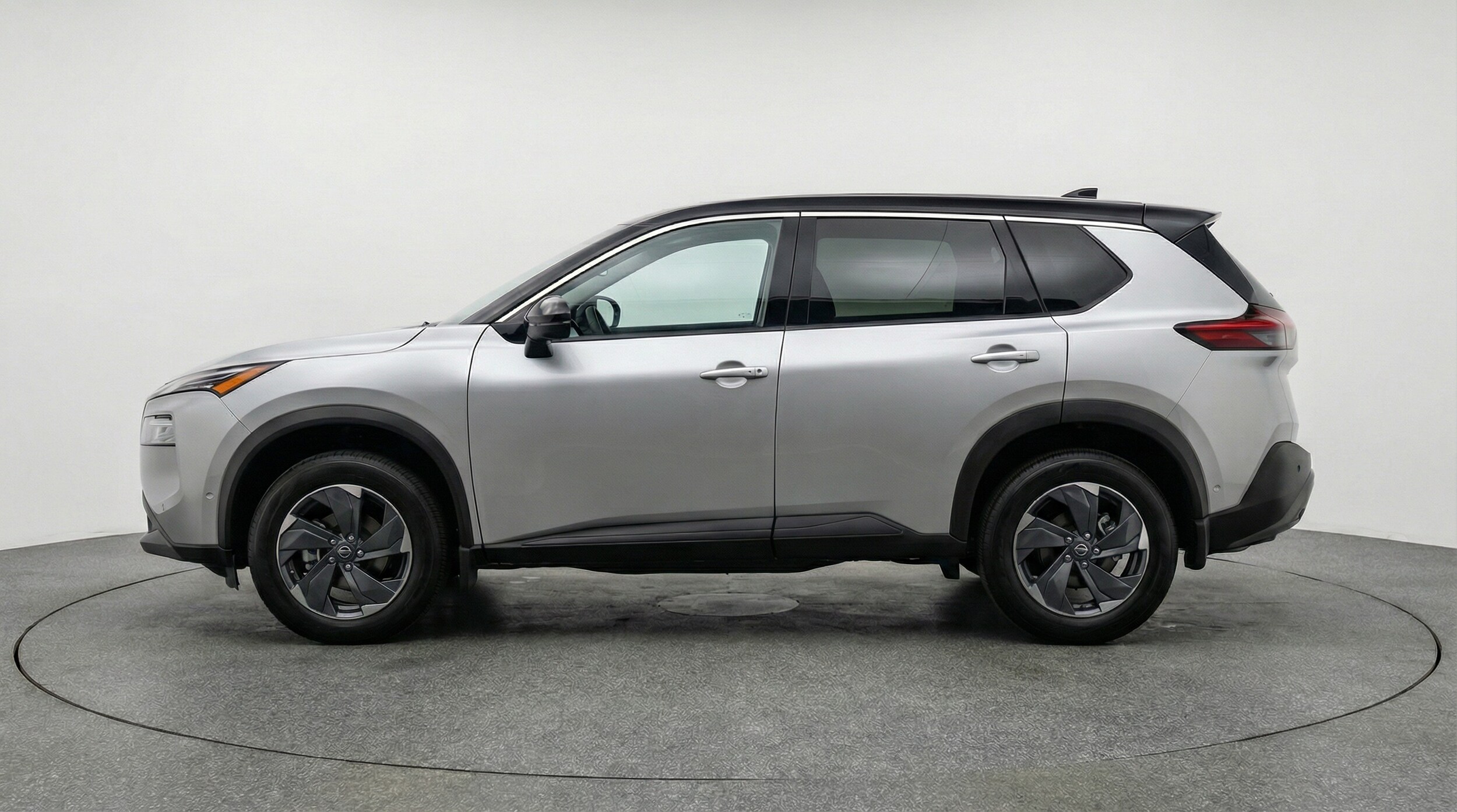 Thumbnail: 2025 Nissan Rogue - 4