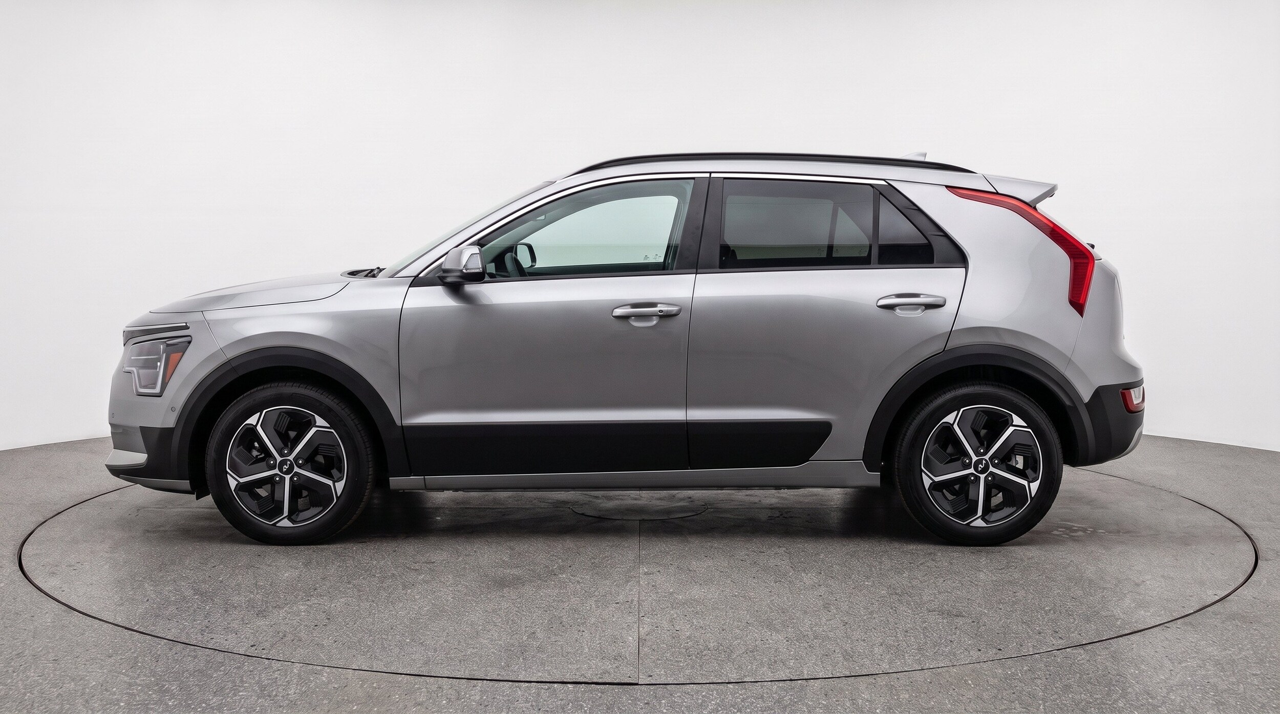 Thumbnail: 2026 Kia Niro - 5