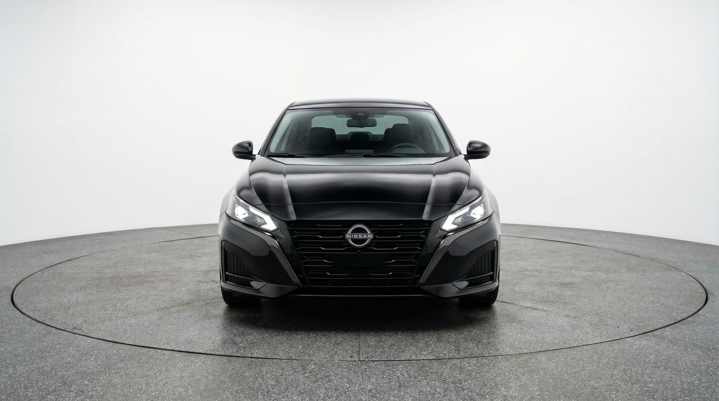 Thumbnail: 2025 Nissan Altima - 2