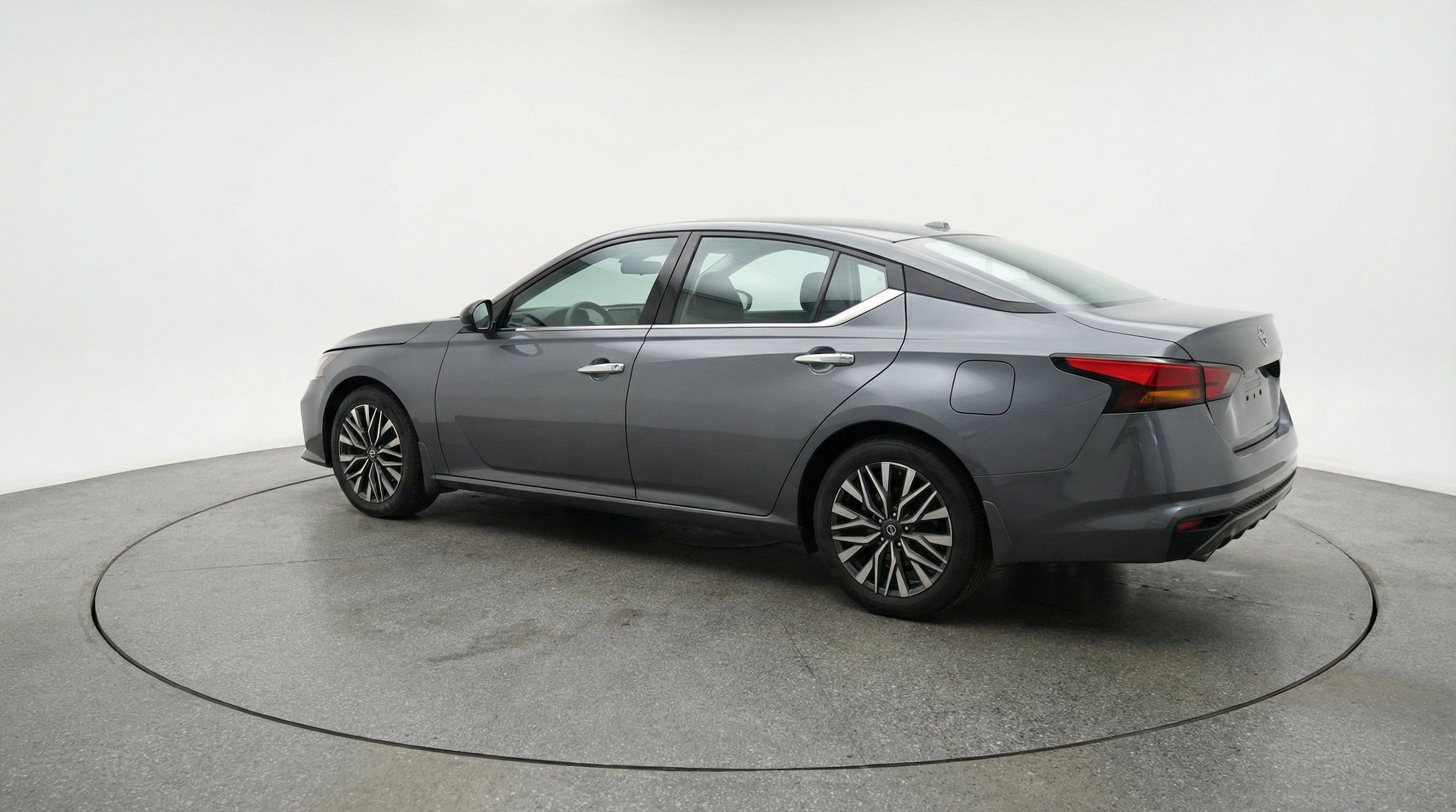 Thumbnail: 2025 Nissan Altima - 6