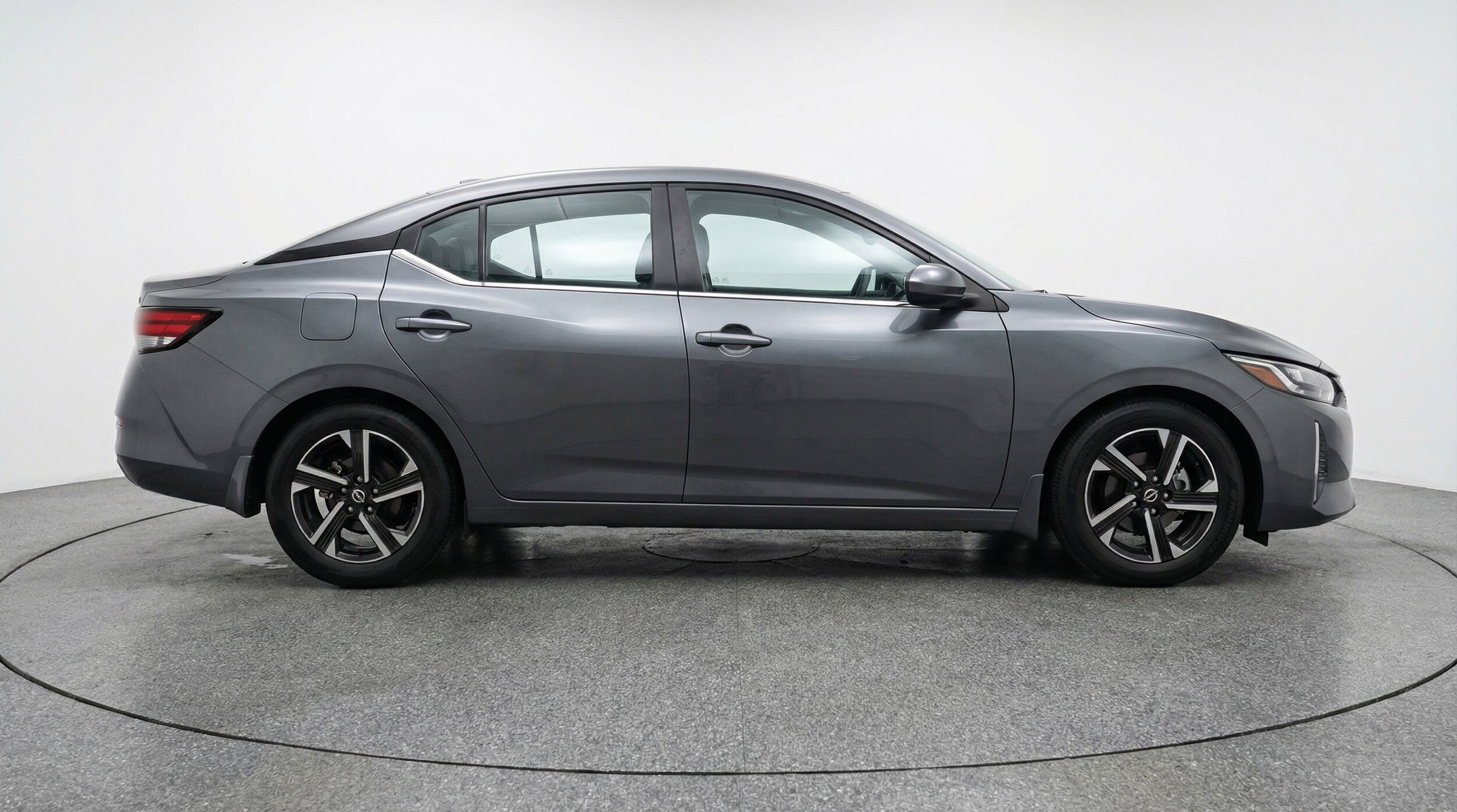 Thumbnail: 2025 Nissan Sentra - 11