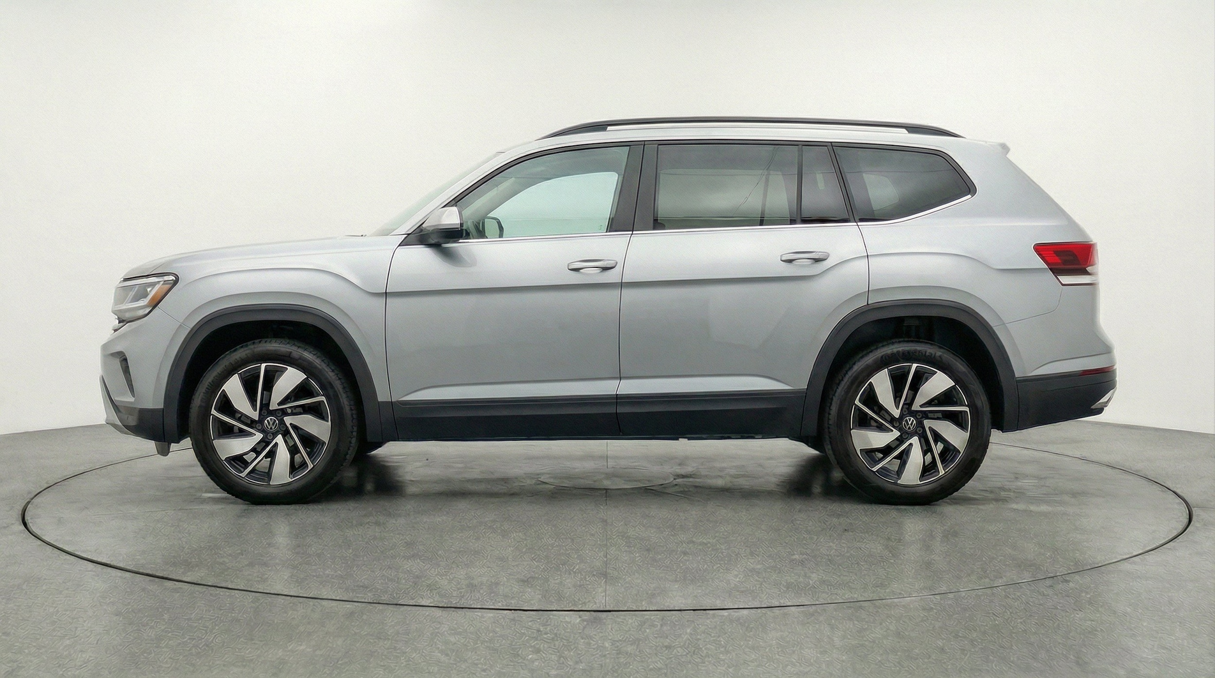Thumbnail: 2026 Volkswagen Atlas - 5
