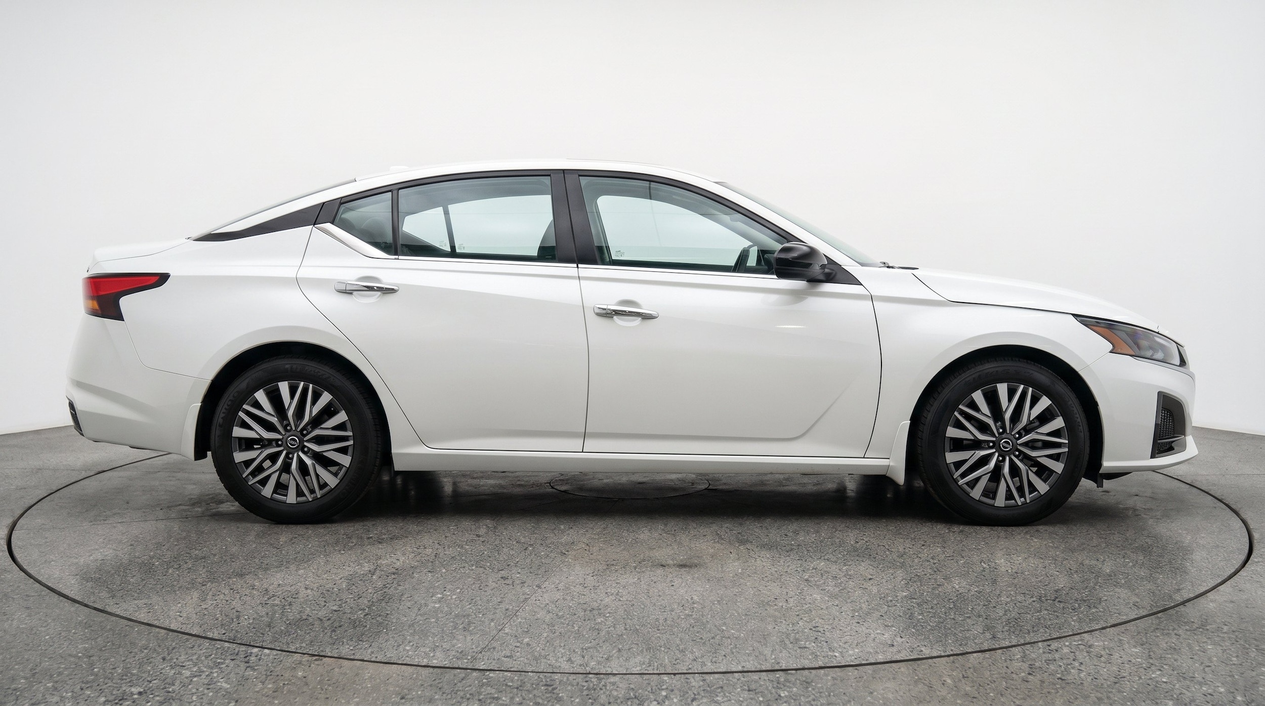 Thumbnail: 2025 Nissan Altima - 11