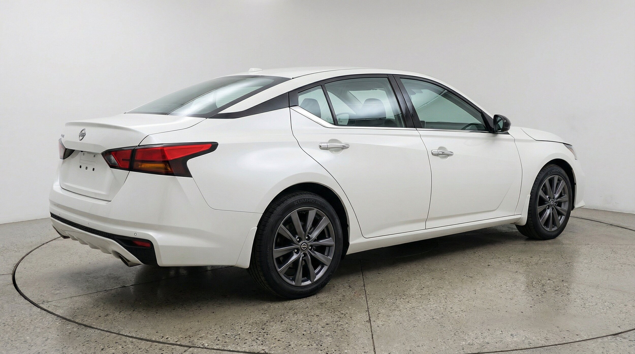 Thumbnail: 2025 Nissan Altima - 9