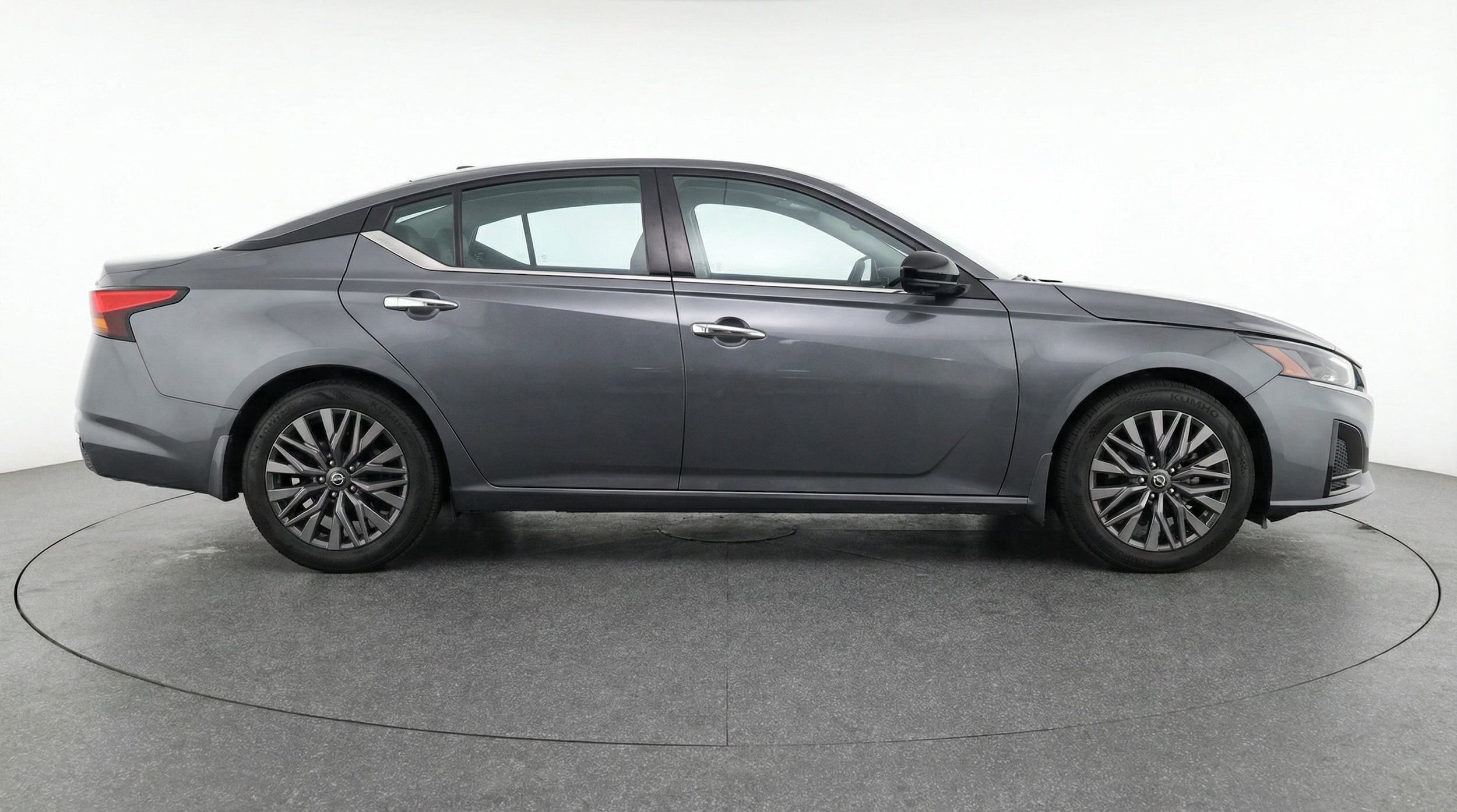 Thumbnail: 2025 Nissan Altima - 8