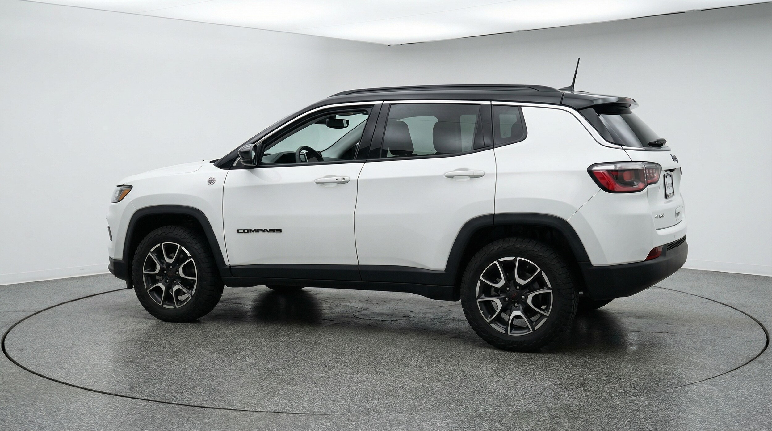 Thumbnail: 2025 Jeep Compass - 4