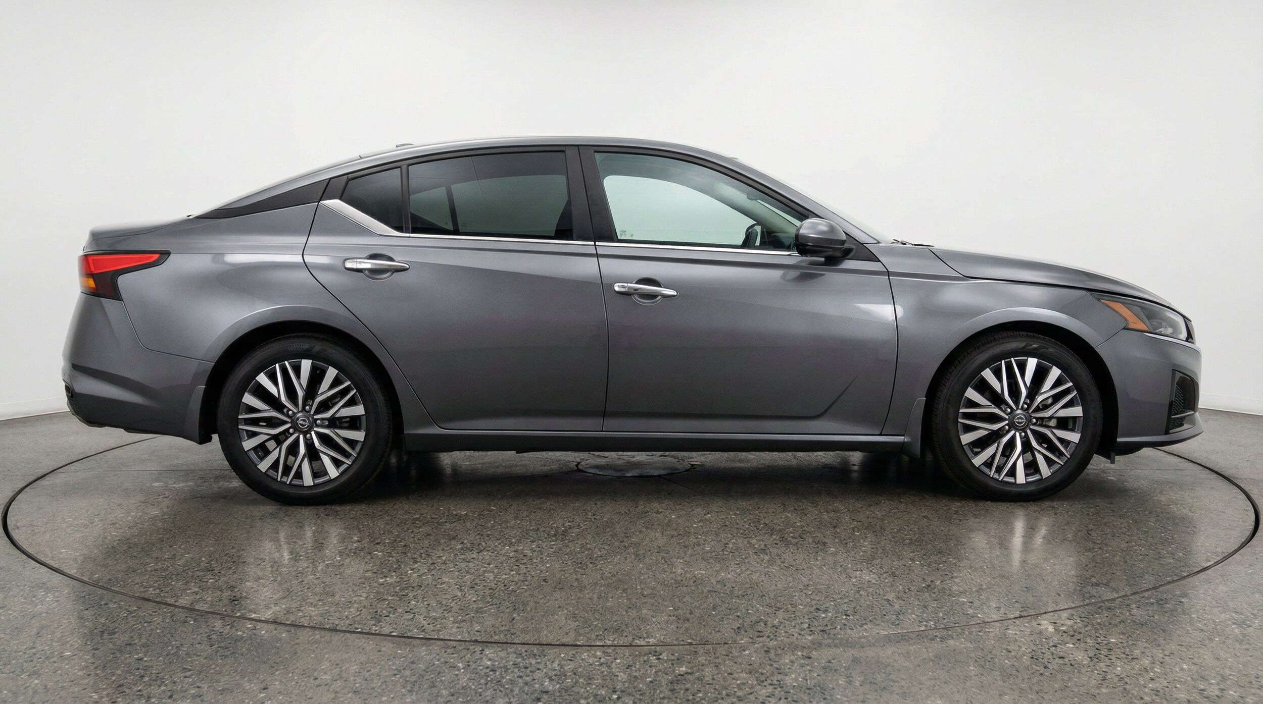 Thumbnail: 2025 Nissan Altima - 11