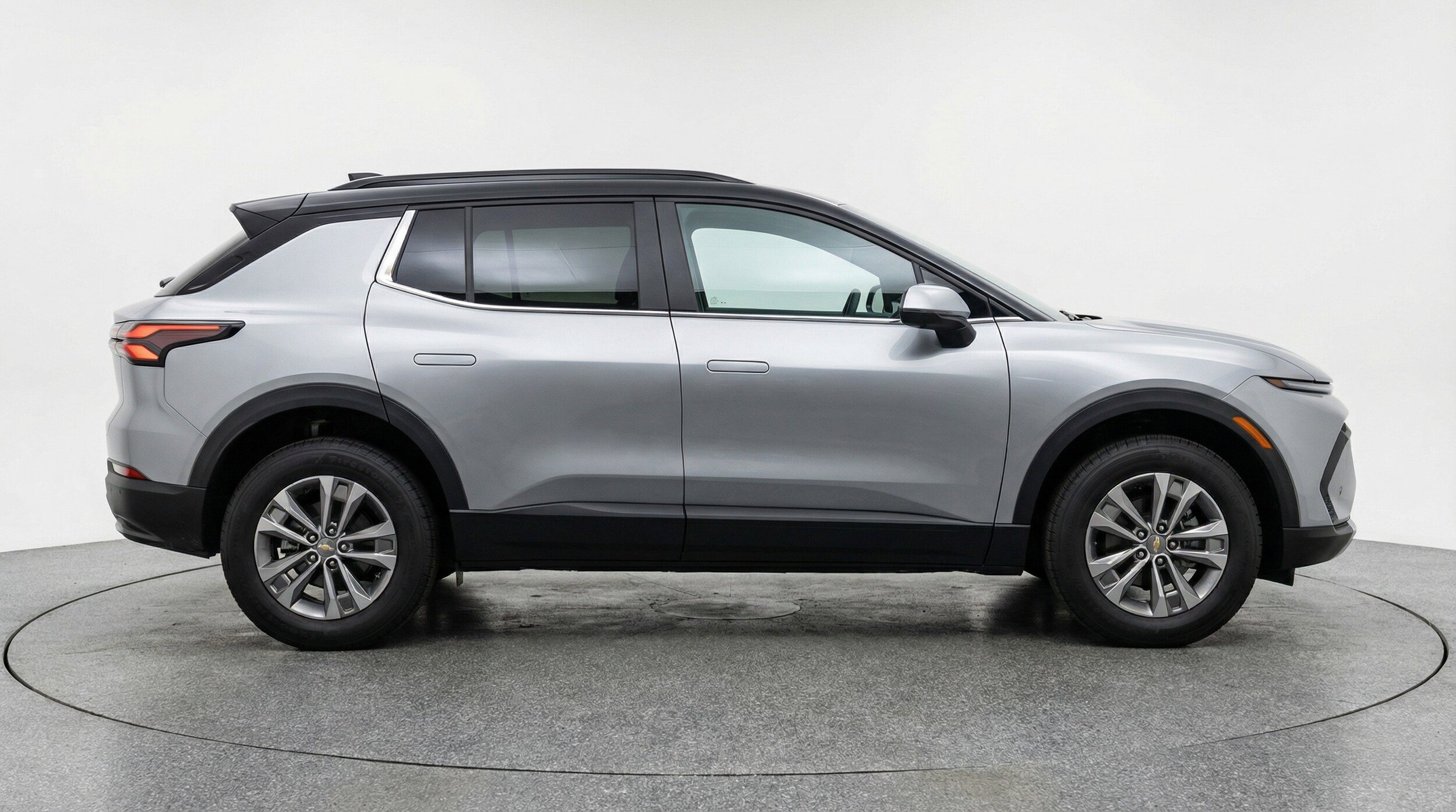 Thumbnail: 2025 Chevrolet Equinox - 11