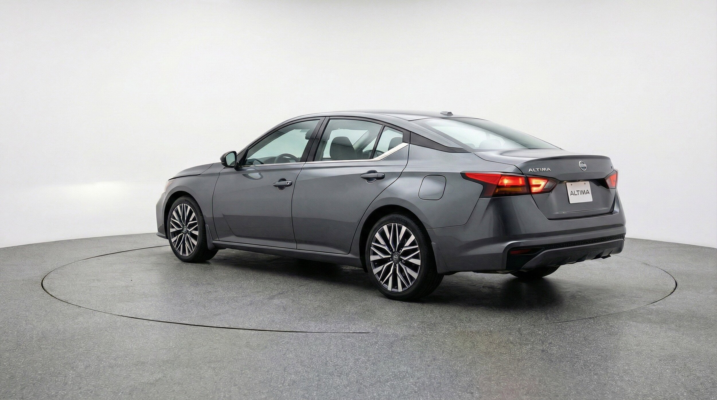 Thumbnail: 2025 Nissan Altima - 6