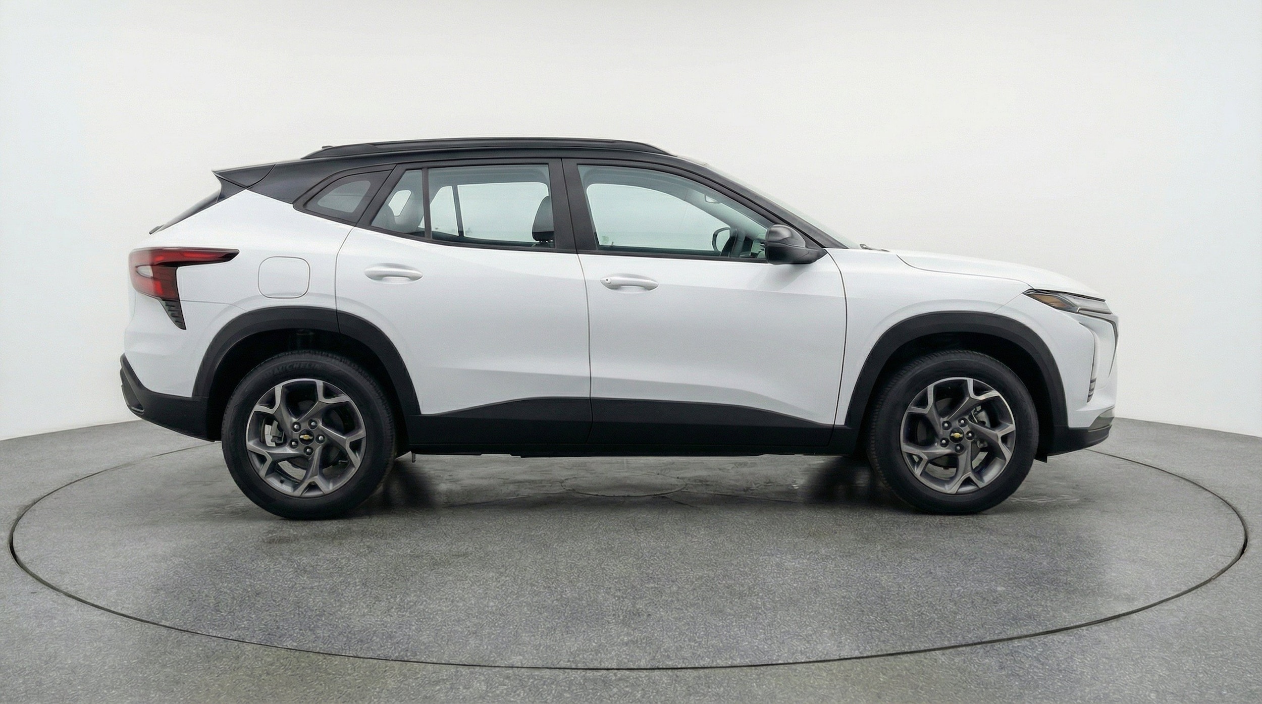 Thumbnail: 2025 Chevrolet Trax - 11