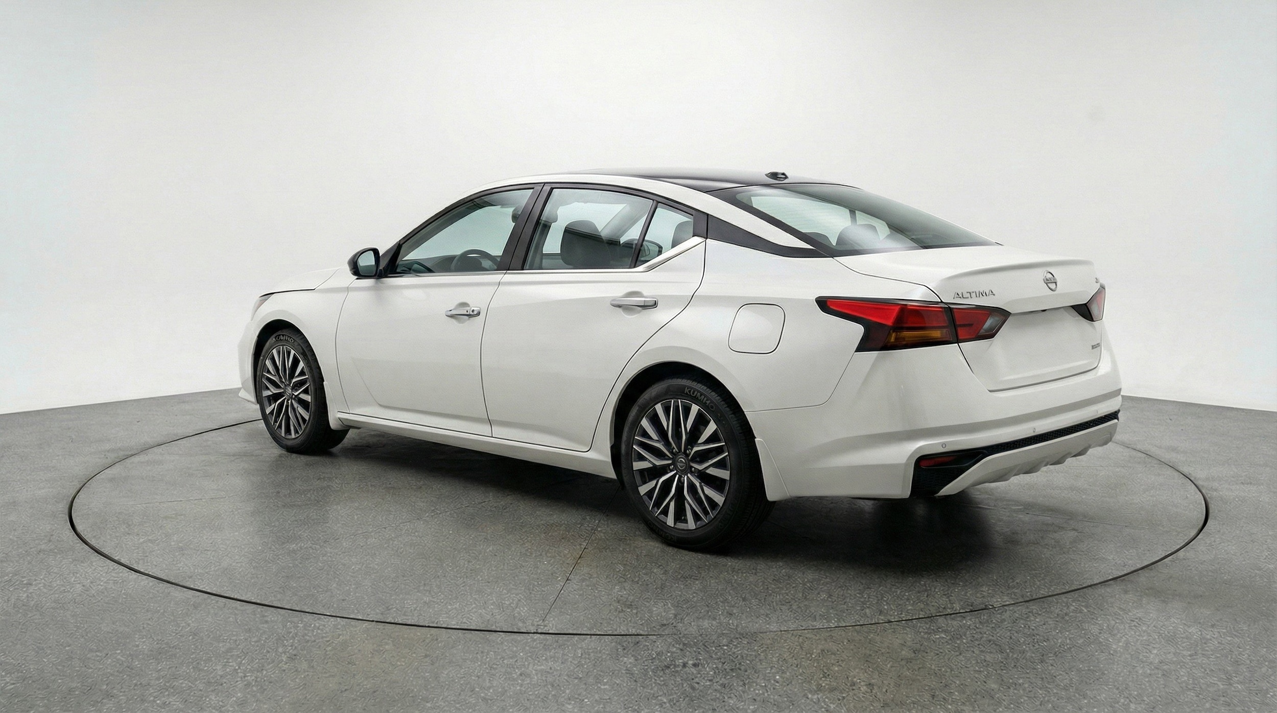 Thumbnail: 2025 Nissan Altima - 6