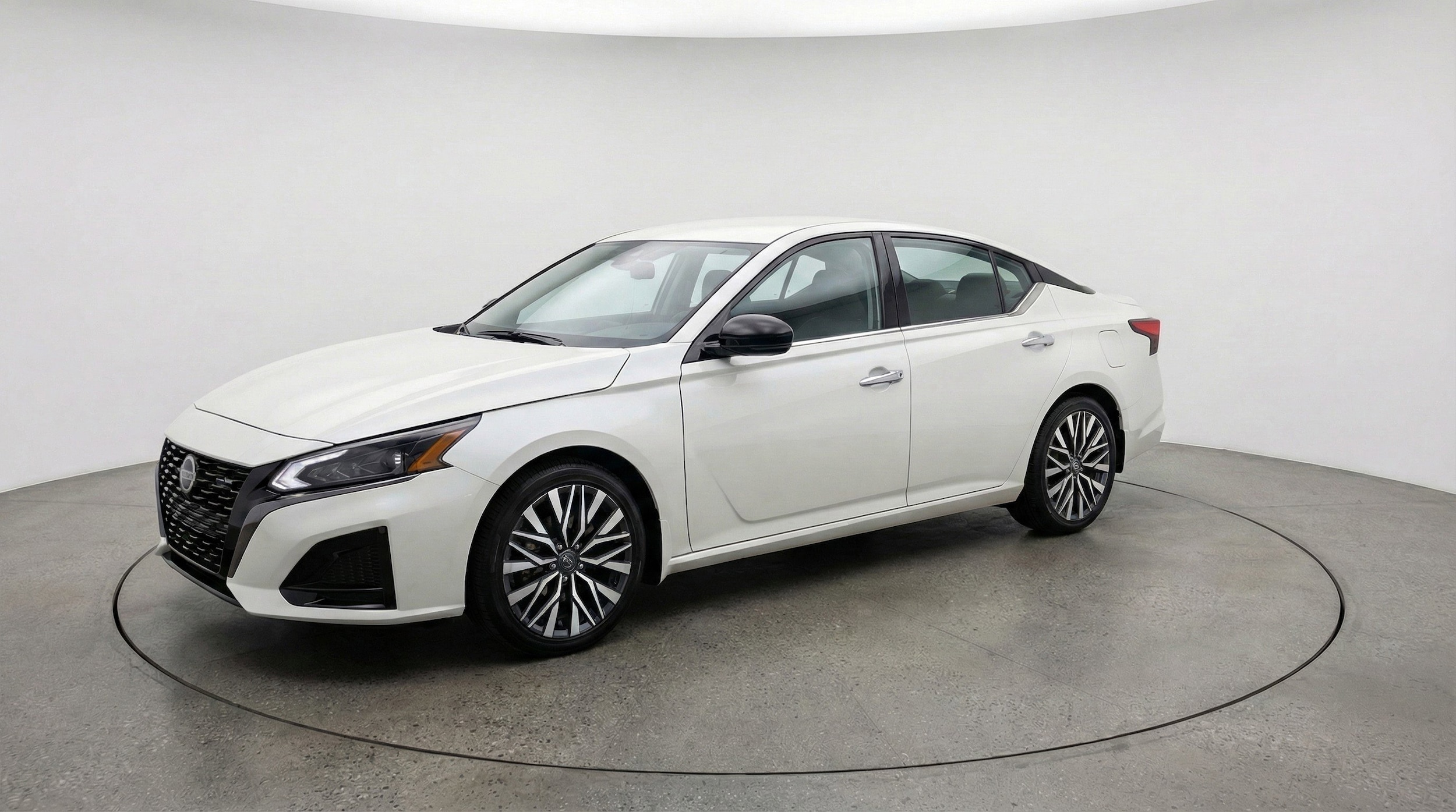 Thumbnail: 2025 Nissan Altima - 3