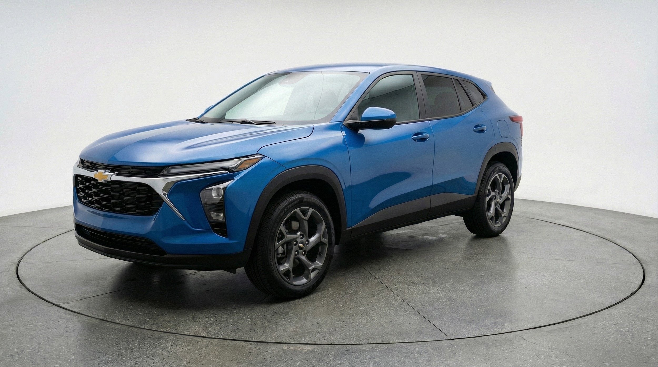 Thumbnail: 2025 Chevrolet Trax - 3