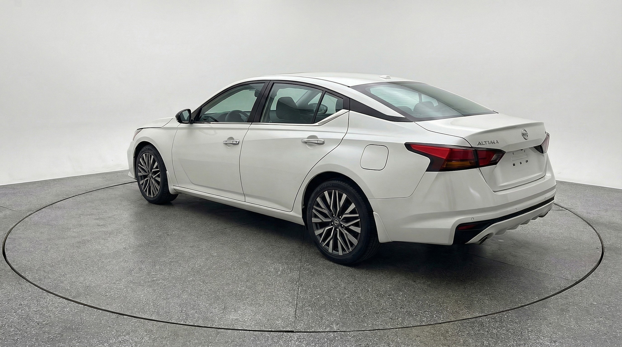 Thumbnail: 2025 Nissan Altima - 6