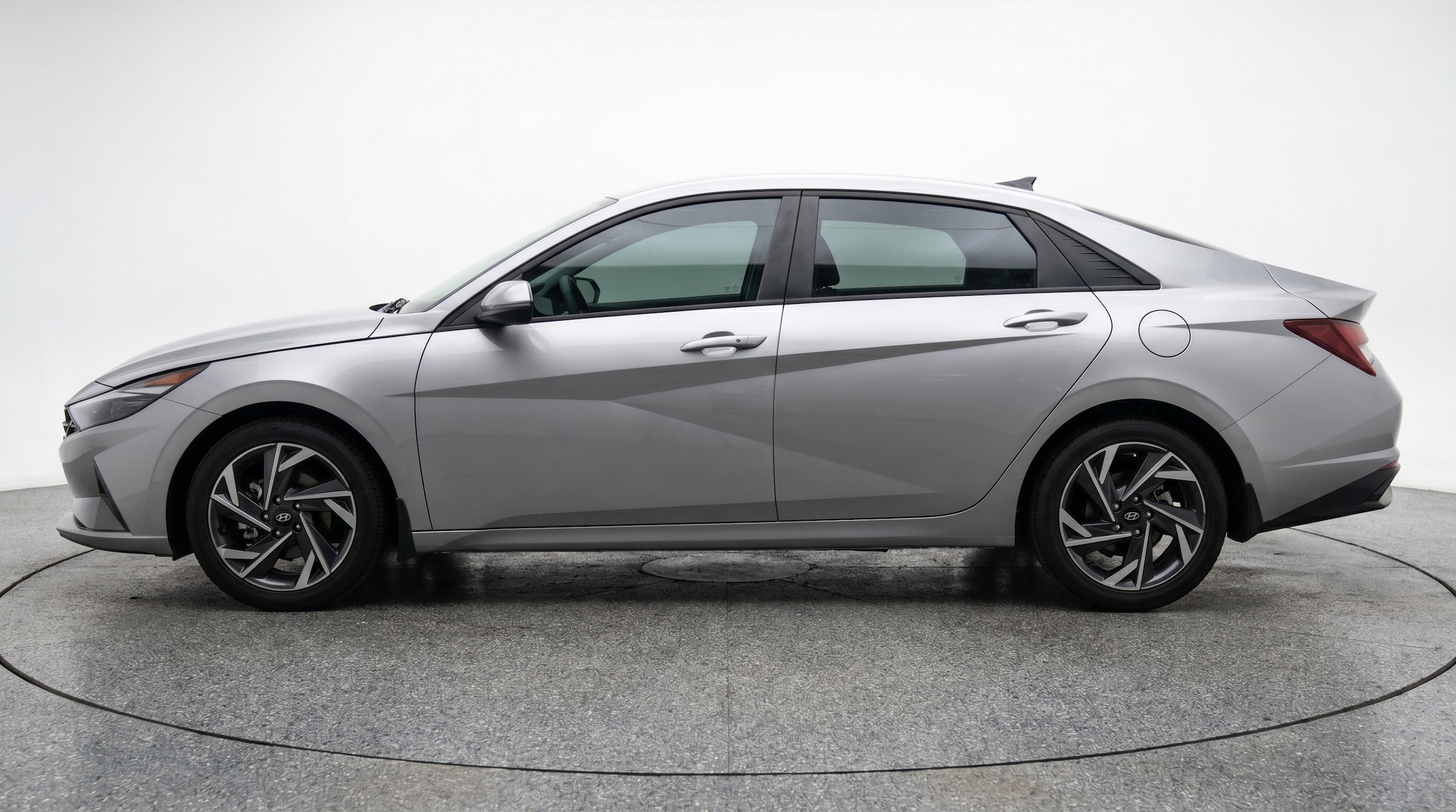Thumbnail: 2025 Hyundai Elantra - 5