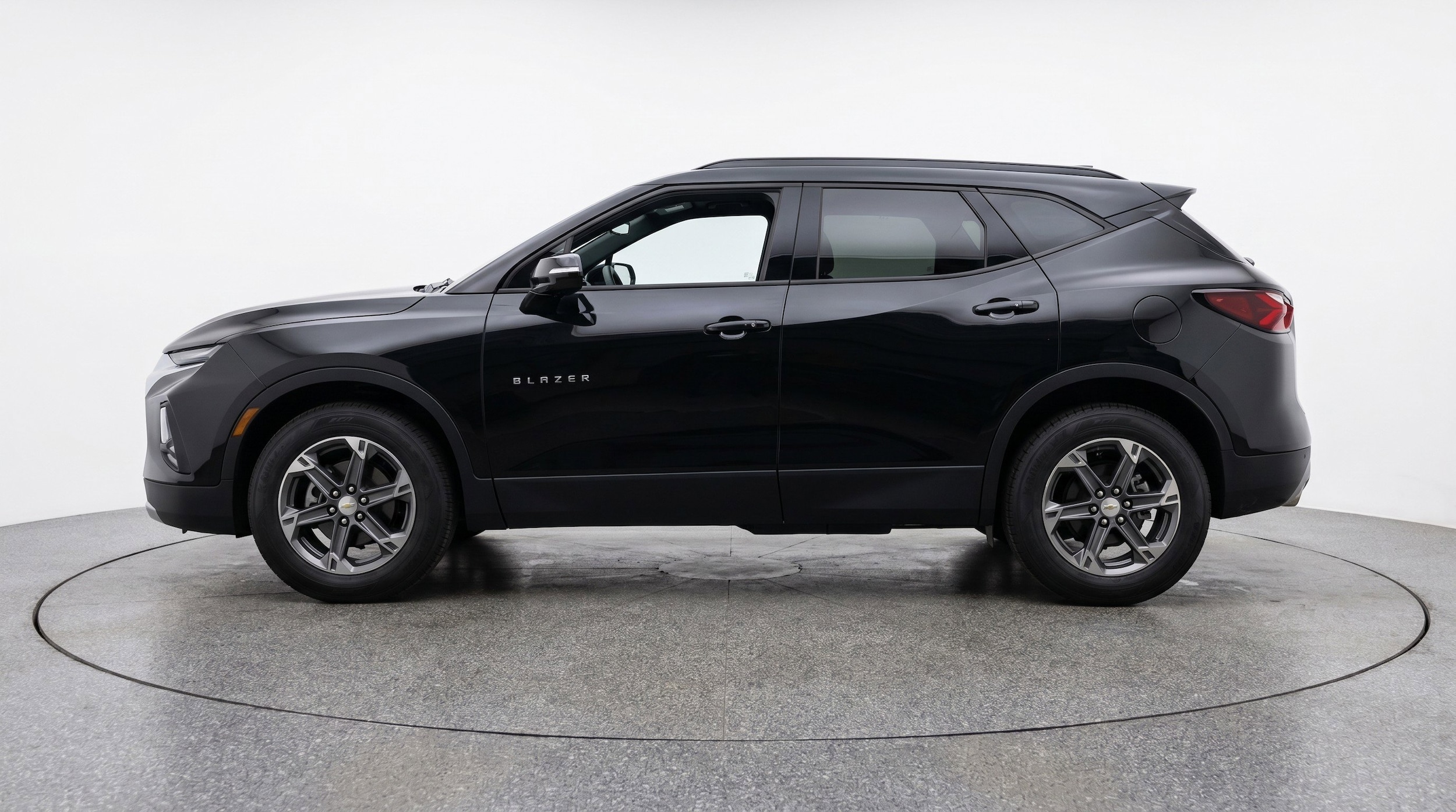 Thumbnail: 2025 Chevrolet Blazer - 5