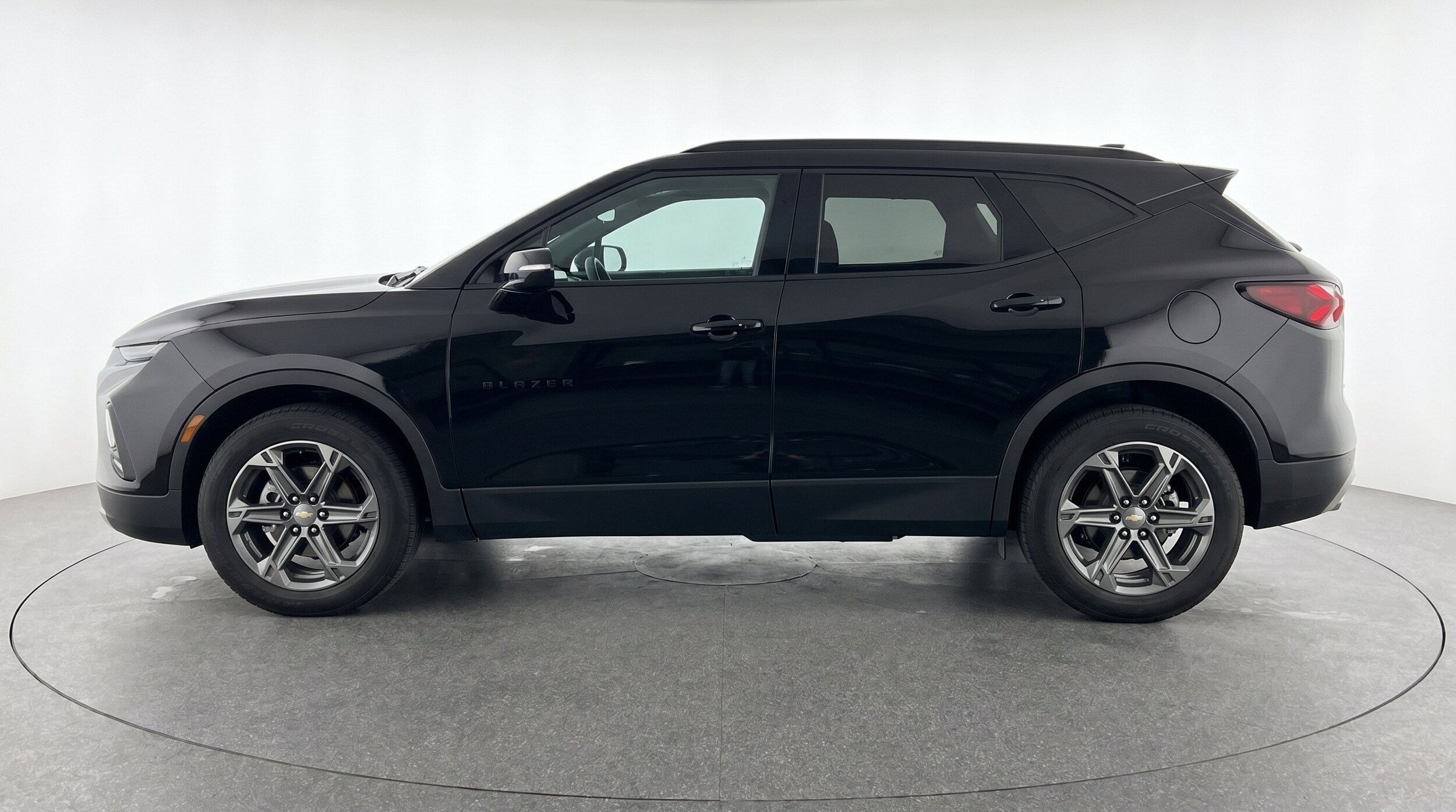 Thumbnail: 2025 Chevrolet Blazer - 5