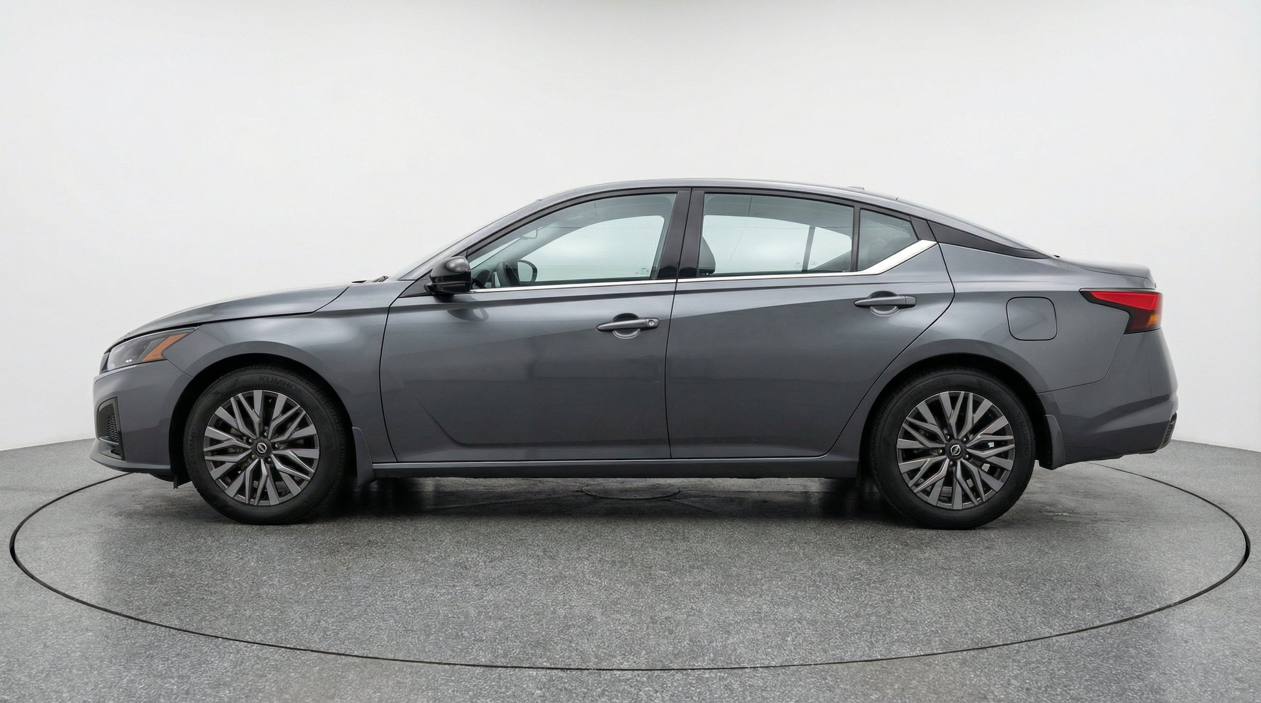 Thumbnail: 2025 Nissan Altima - 5