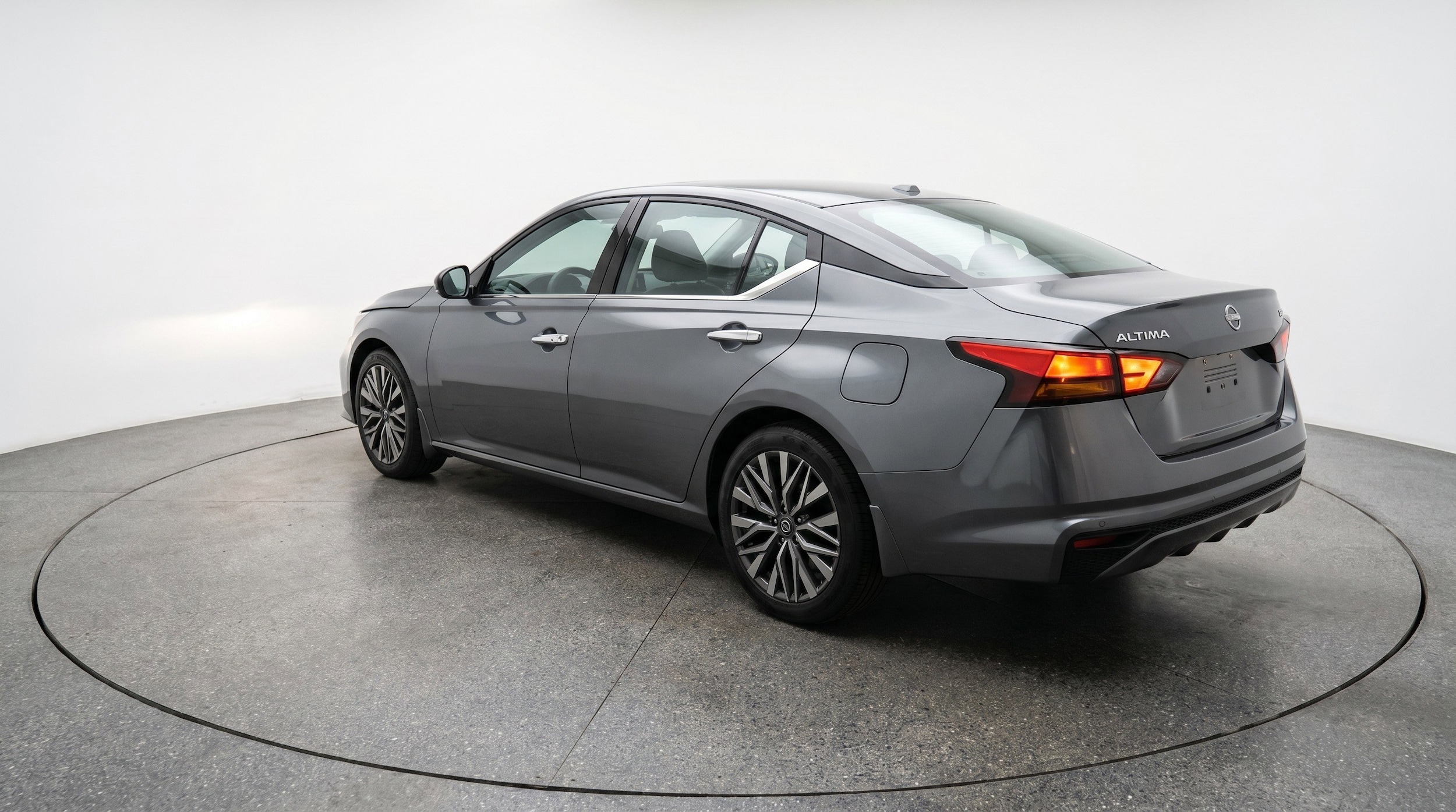 Thumbnail: 2025 Nissan Altima - 6