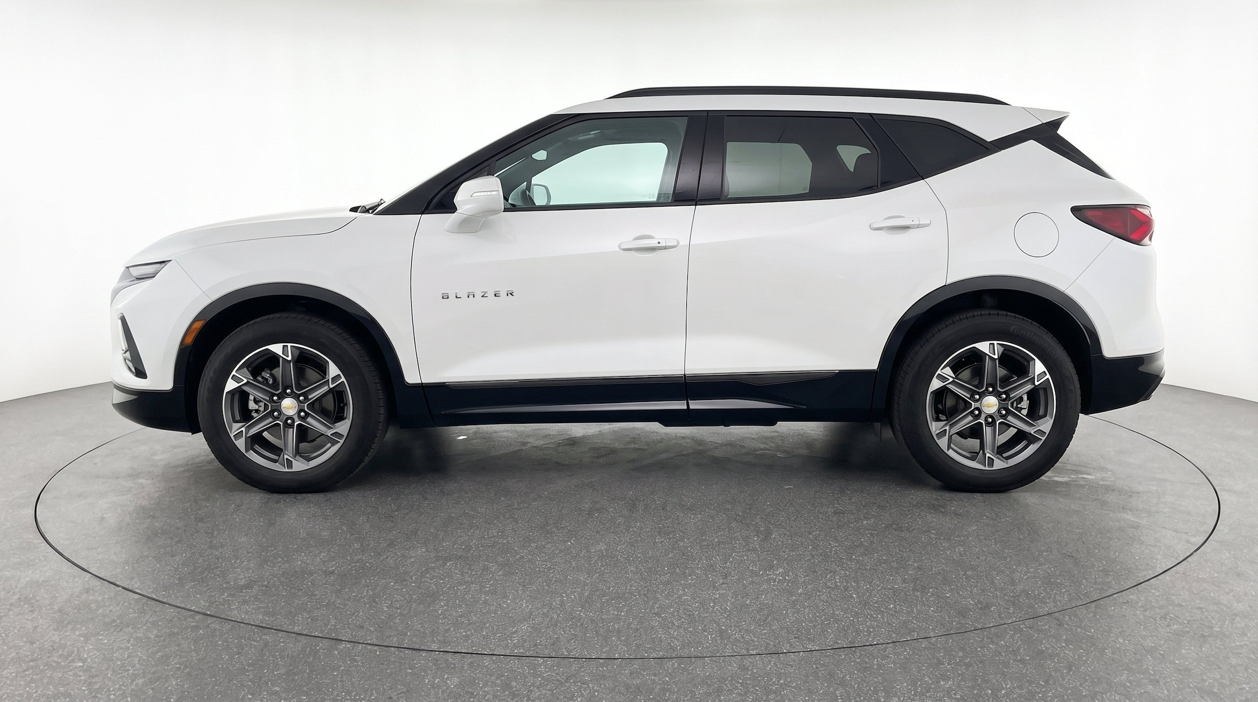 Thumbnail: 2026 Chevrolet Blazer - 5