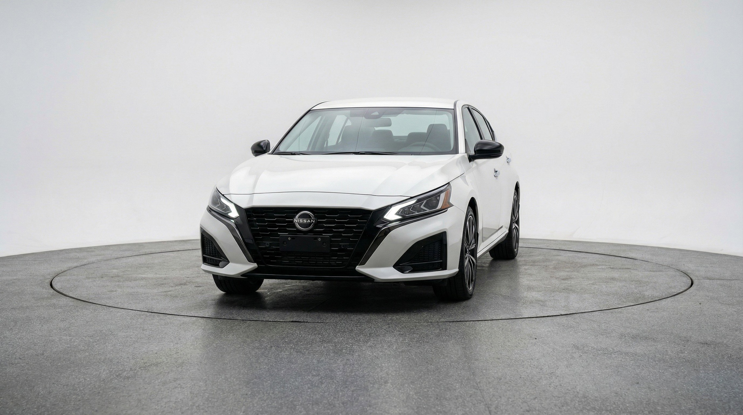 Thumbnail: 2025 Nissan Altima - 2